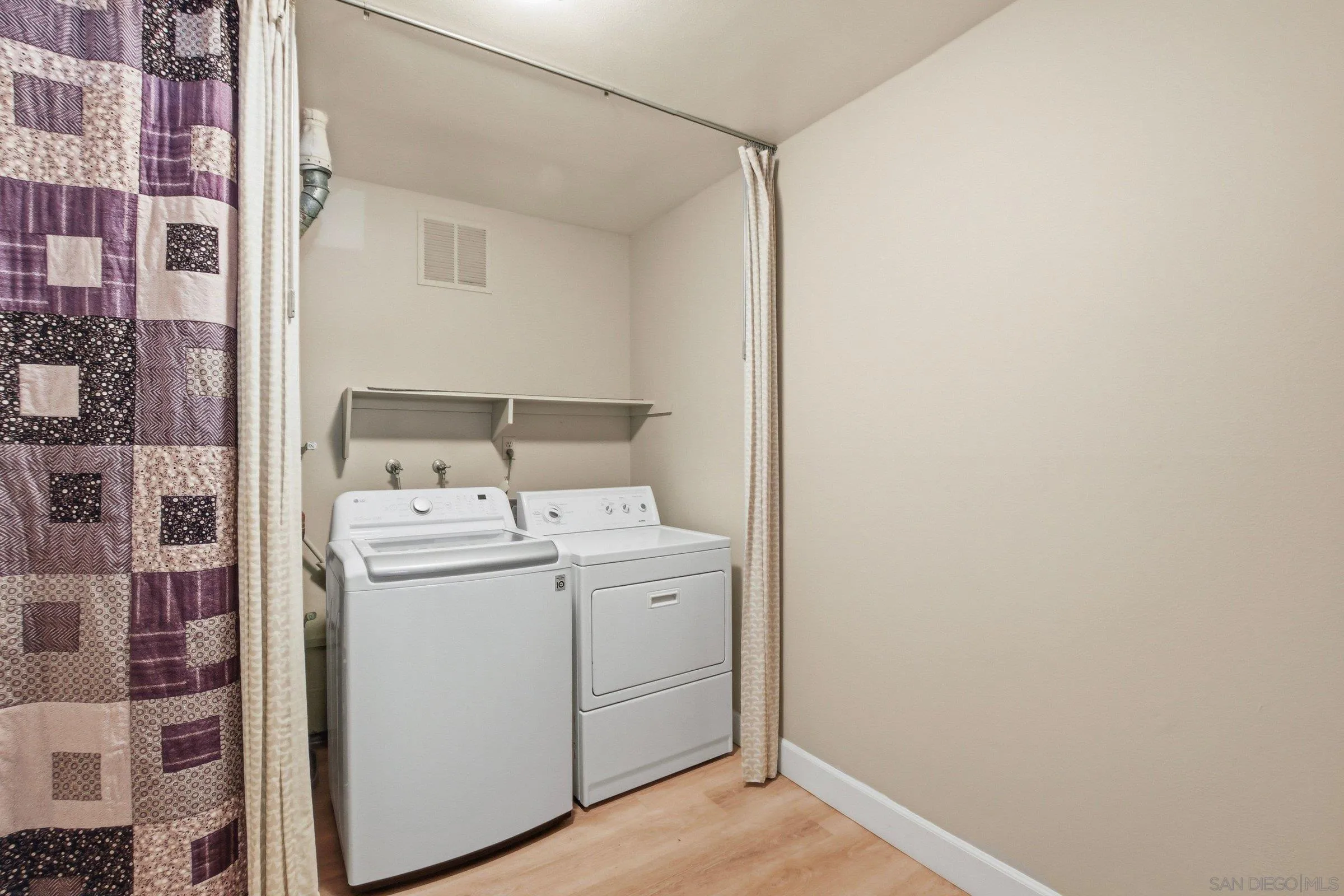 Photo #26: 260019789 Listing: Photo #26