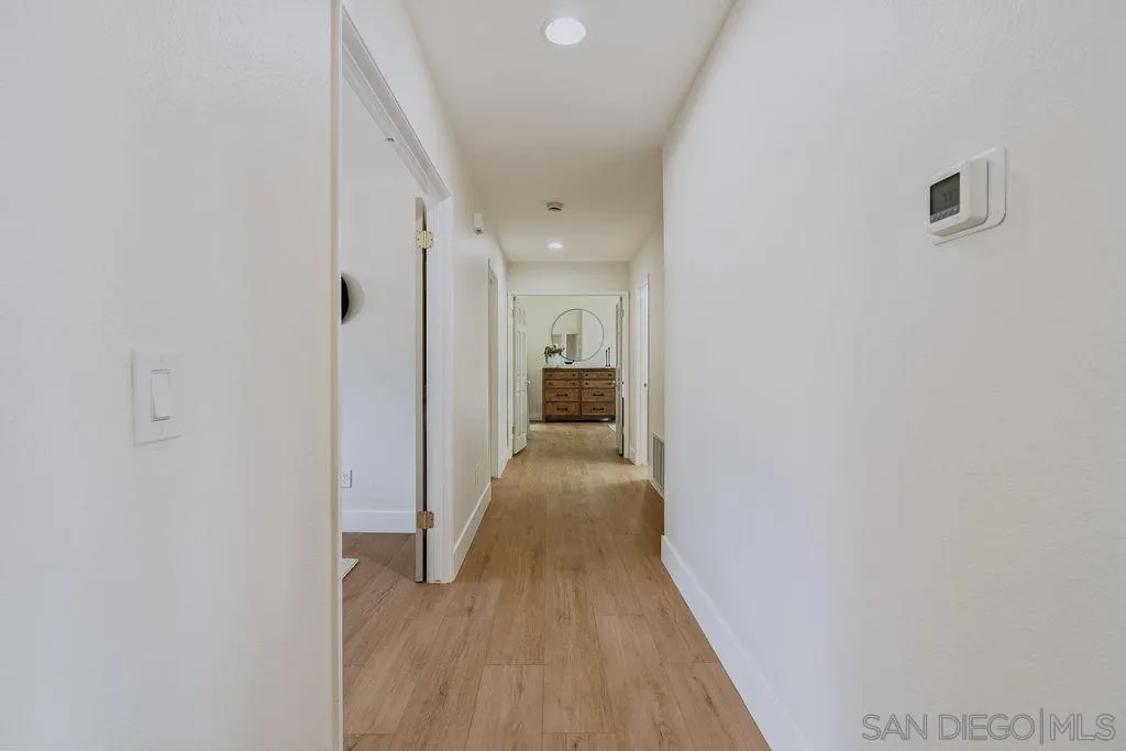 https://cdn.realtyfeed.com/cdn/127/260019792/48ecd2164c3dcf8880fe1a5cc74d747c.webp