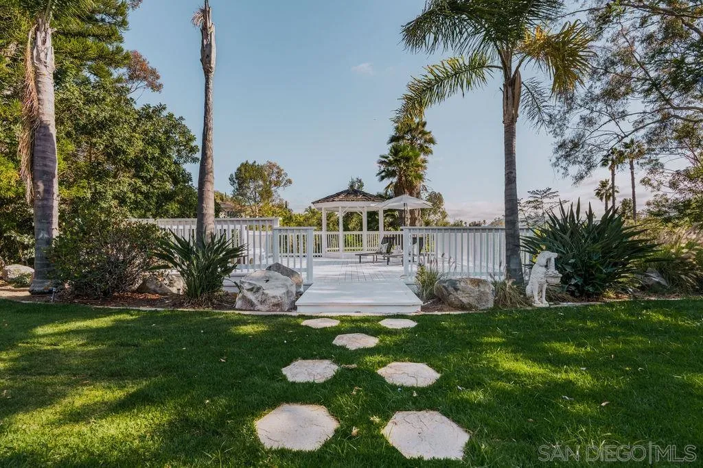 https://cdn.realtyfeed.com/cdn/127/260019792/94bbc22dceb261875101d911012555d7.webp