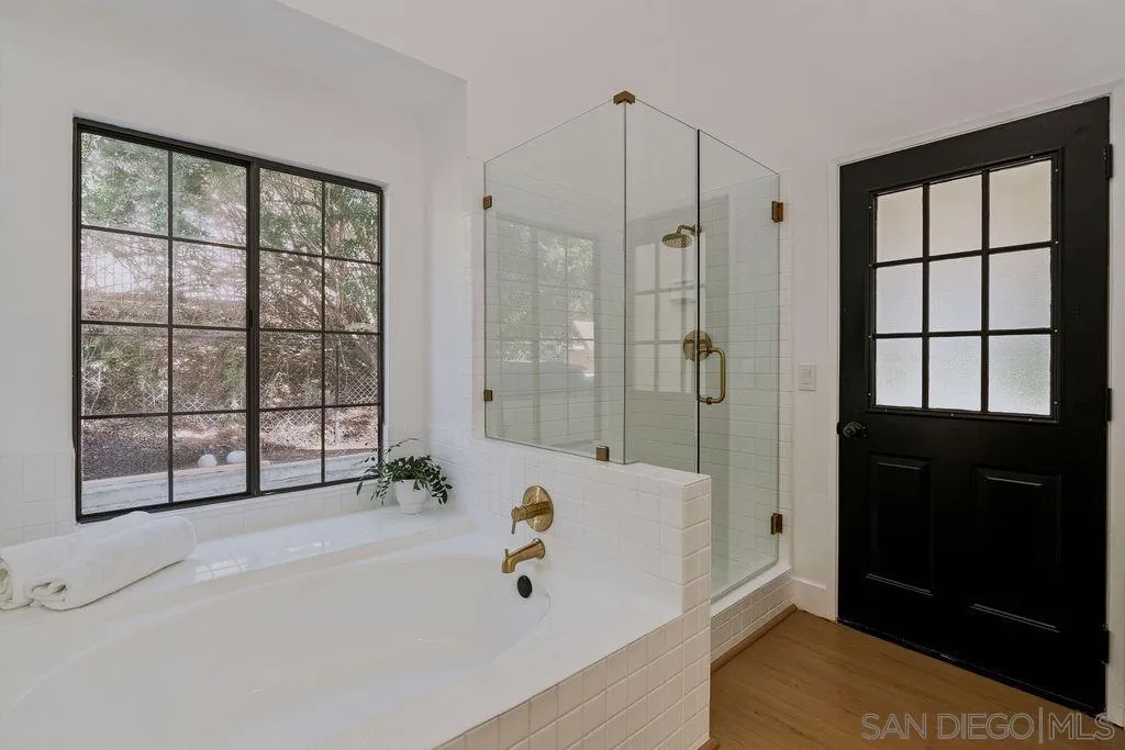 https://cdn.realtyfeed.com/cdn/127/260019792/d8fc4e32ec5e6ca1673607244f1db7c5.webp
