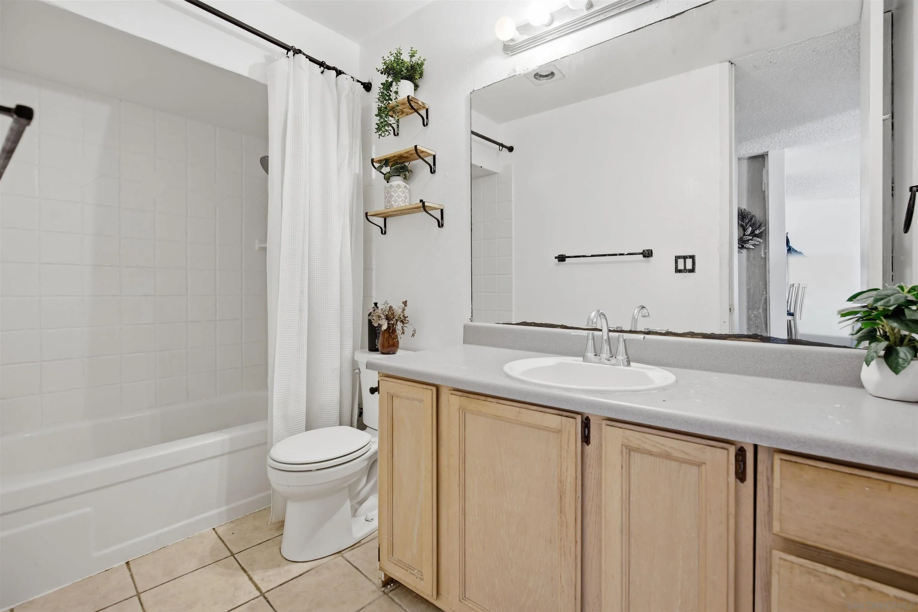 Photo #9: 260019793 Listing: Photo #9