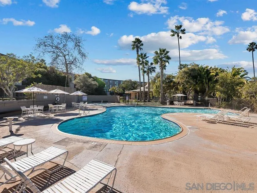 Photo #11: 260019793 Listing: Photo #11