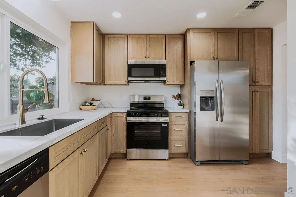 Photo #15: 260019795 Listing: Photo #15