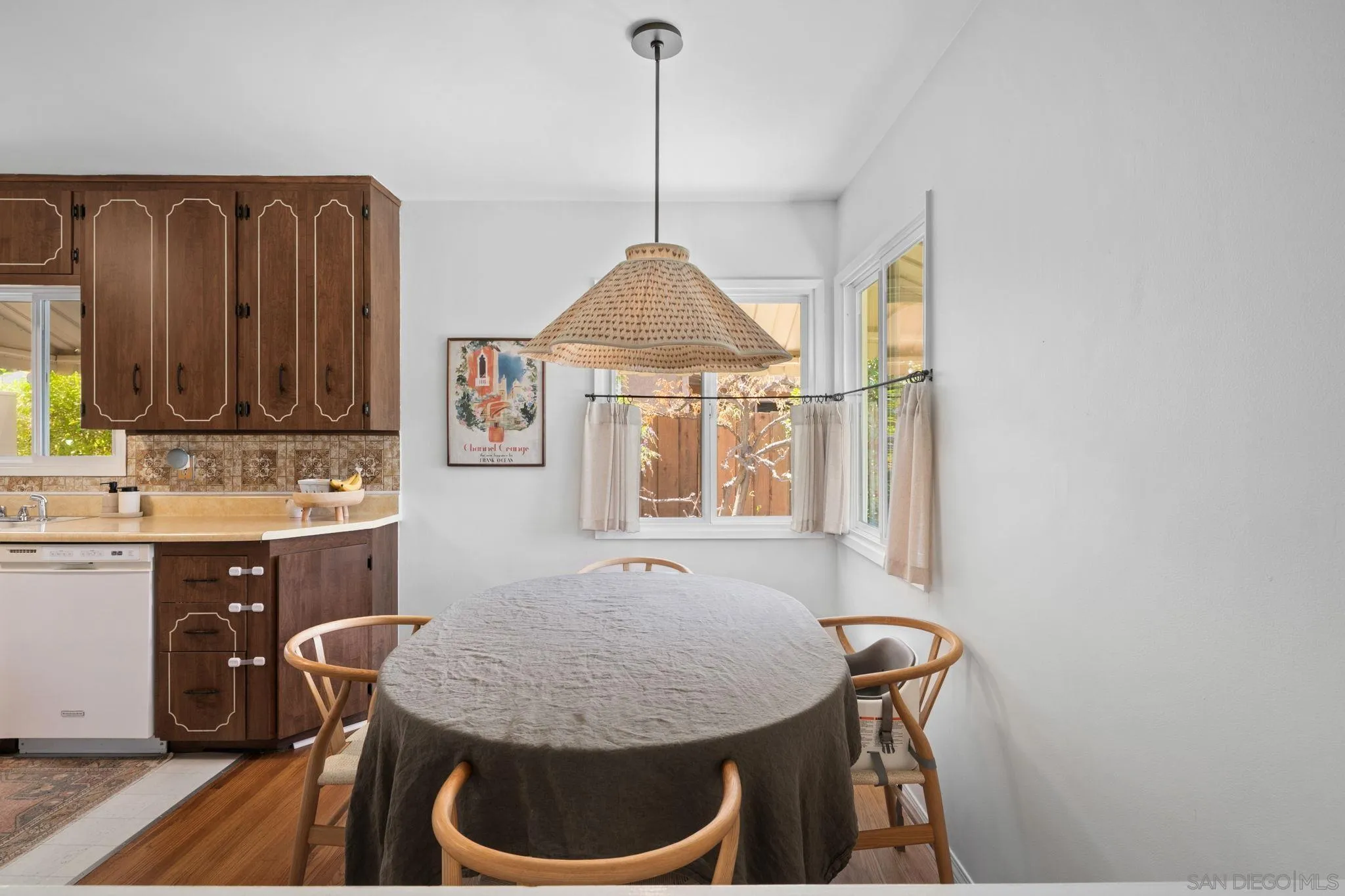 https://cdn.realtyfeed.com/cdn/127/260019796/0cbf0b7fcc7c24ebfd9667b20e744bac.webp