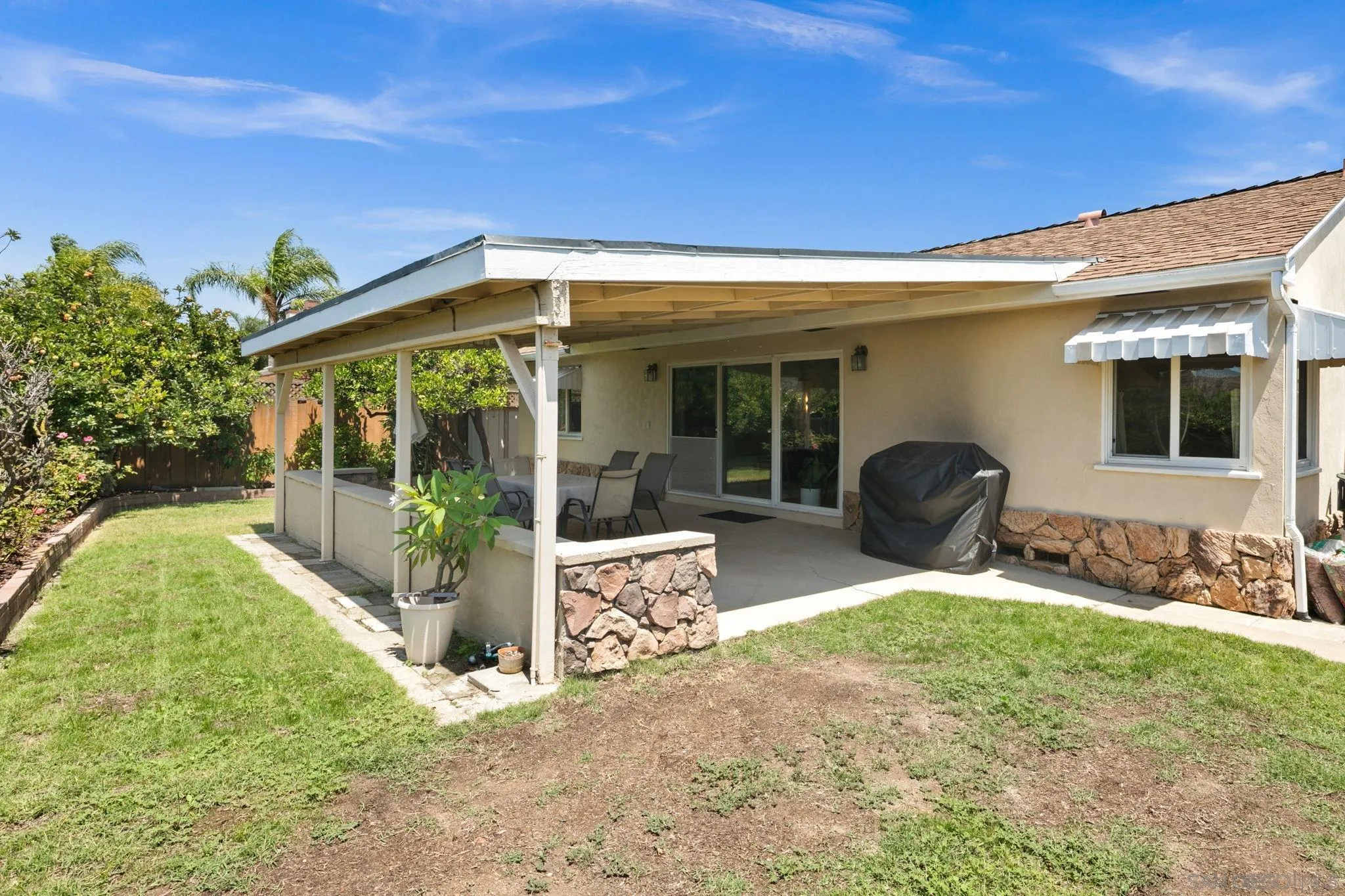 https://cdn.realtyfeed.com/cdn/127/260019796/d58af4ecbb5e909cd56baef52b60e477.webp