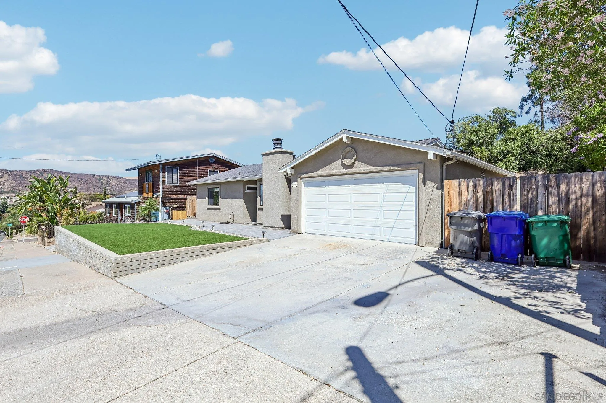 https://cdn.realtyfeed.com/cdn/127/260019797/c5426676bd2acef7f781152a502f039d.webp