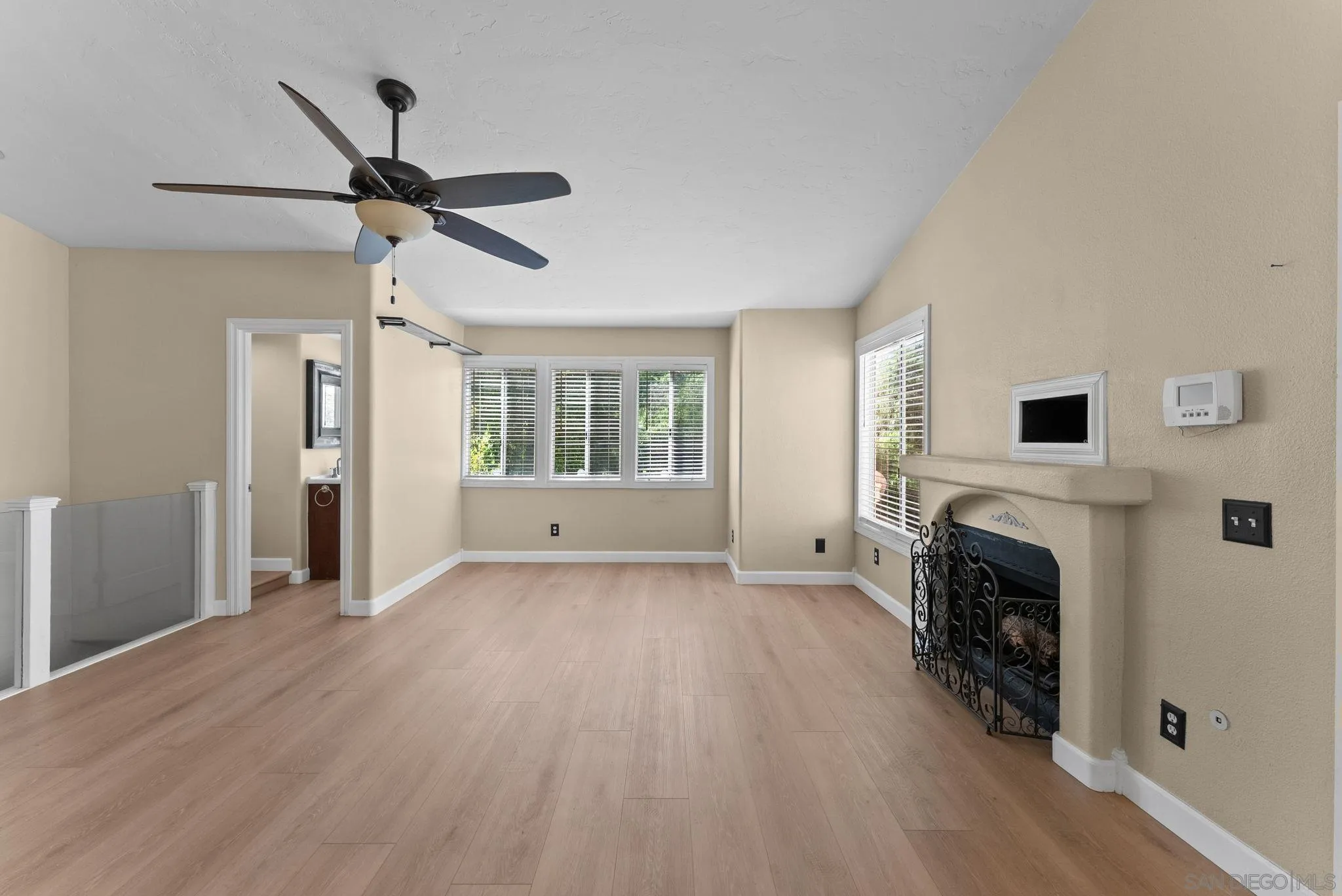 Photo #6: 260019798 Listing: Photo #6