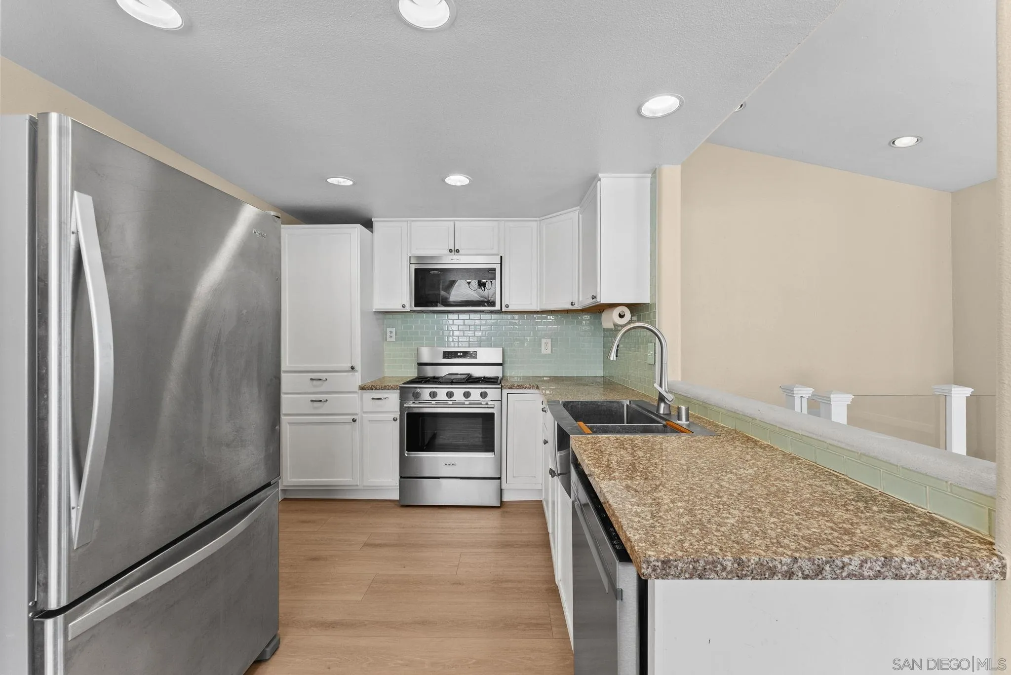 Photo #12: 260019798 Listing: Photo #12