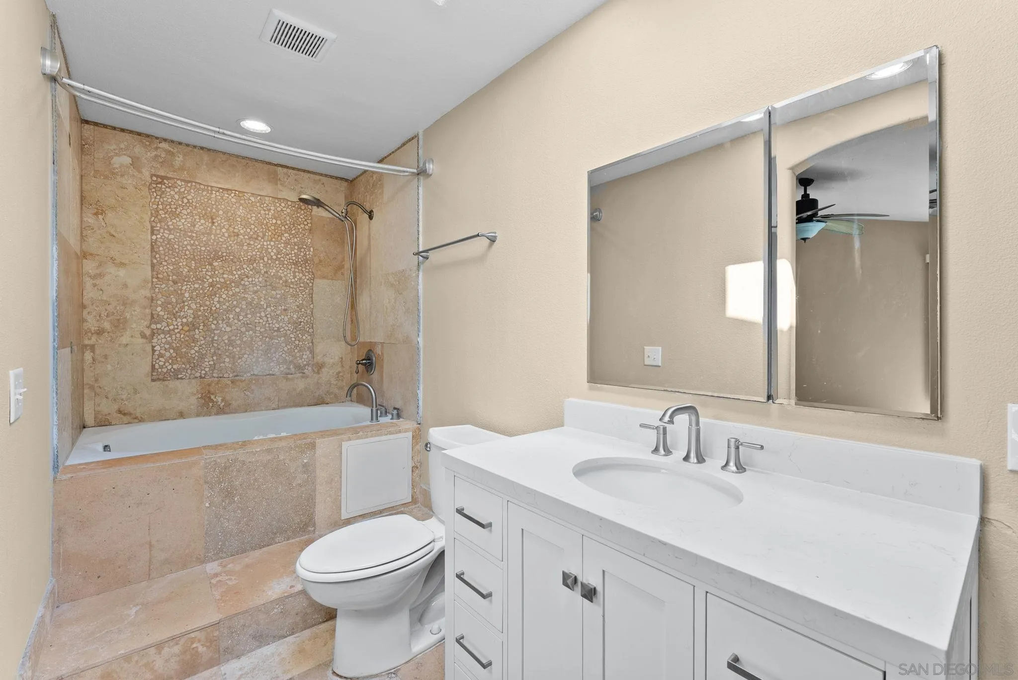 Photo #16: 260019798 Listing: Photo #16
