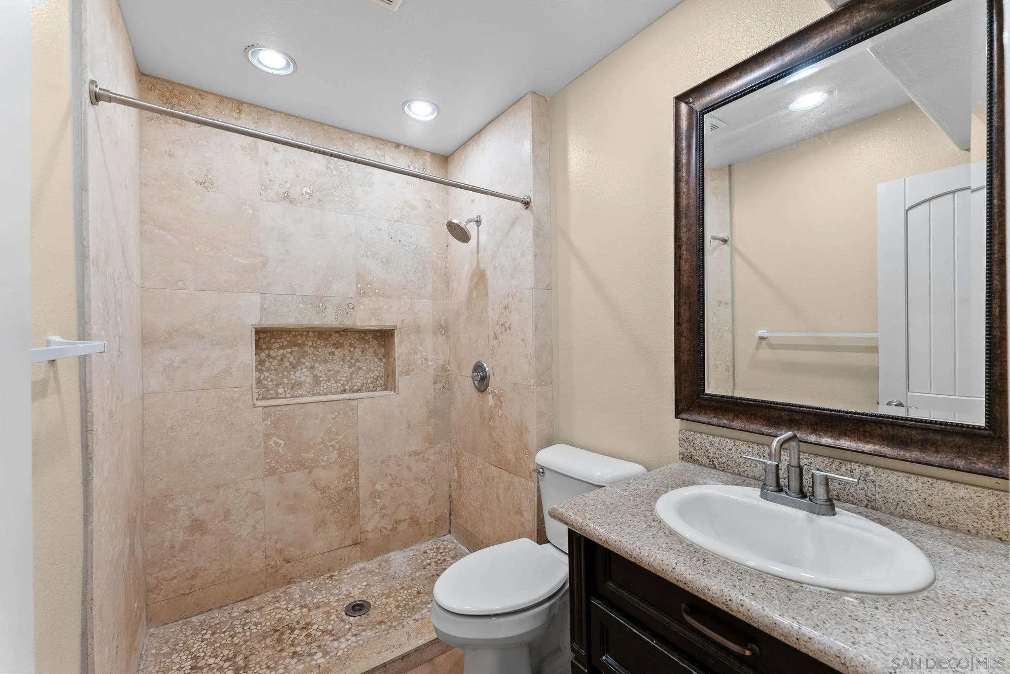 Photo #18: 260019798 Listing: Photo #18