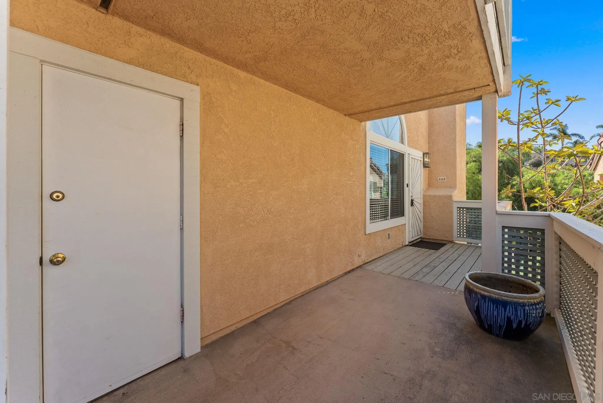 Photo #33: 260019798 Listing: Photo #33