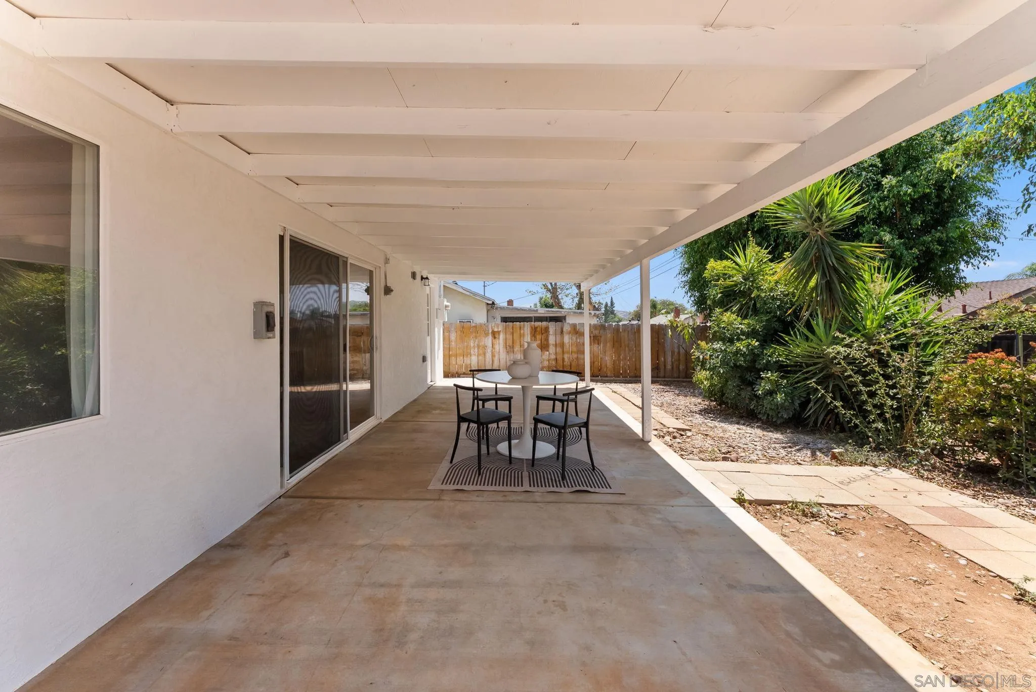 https://cdn.realtyfeed.com/cdn/127/260019799/1b3047ac2a2c25ad62fe151dff98a002.webp