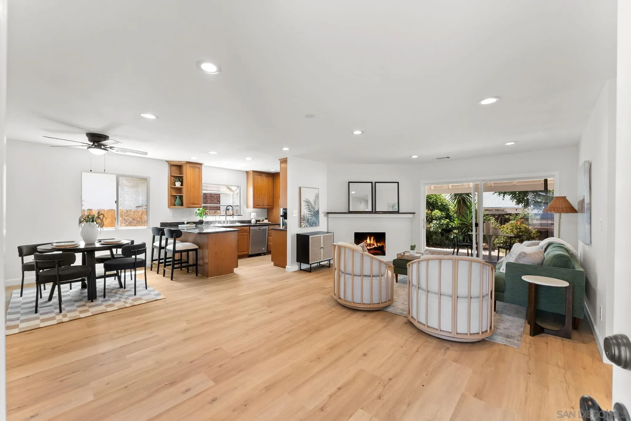 https://cdn.realtyfeed.com/cdn/127/260019799/27873e0524810866296d4ac4648b9be7.webp