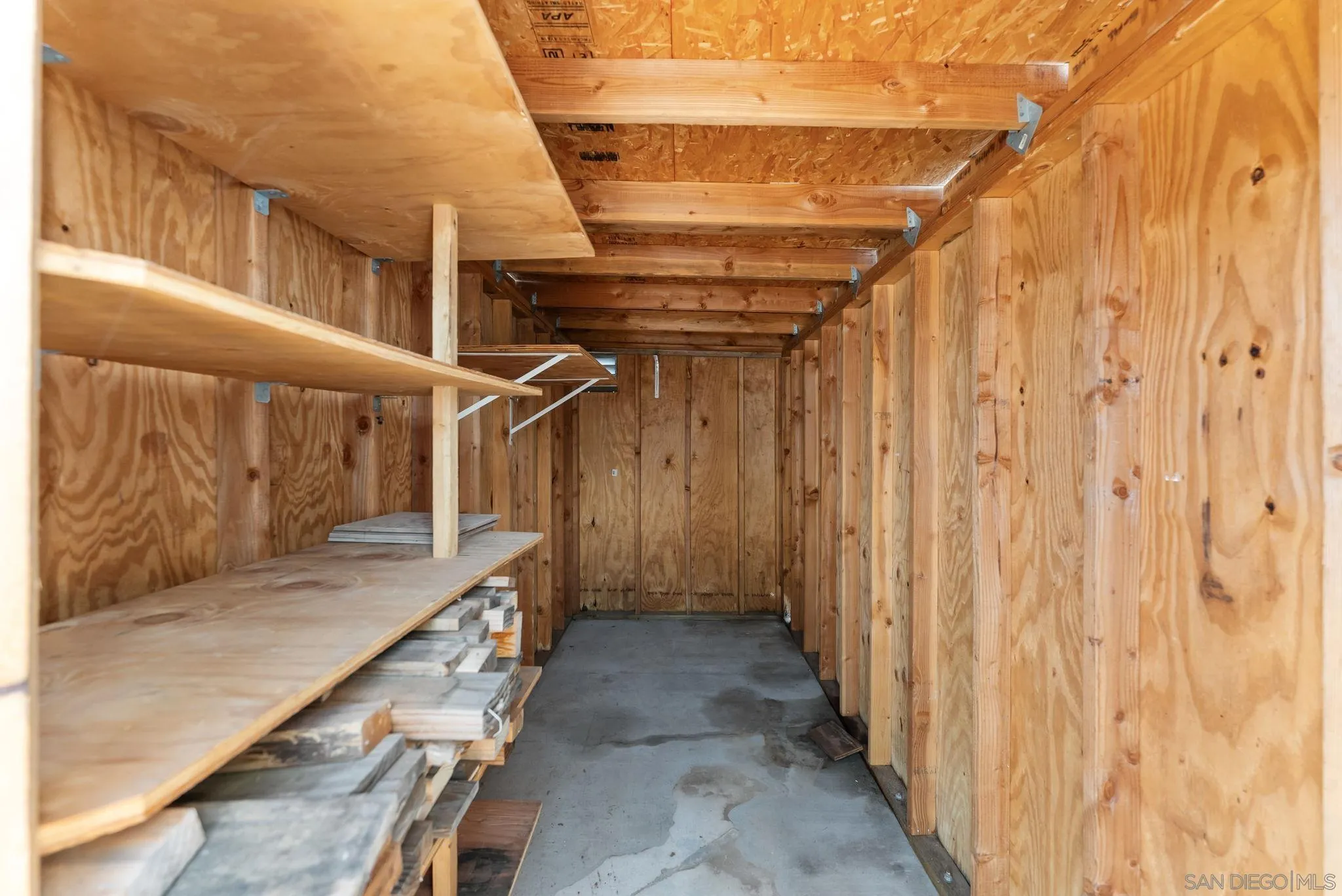 https://cdn.realtyfeed.com/cdn/127/260019799/49b3a2dfc1b99309df05497a2724e83e.webp