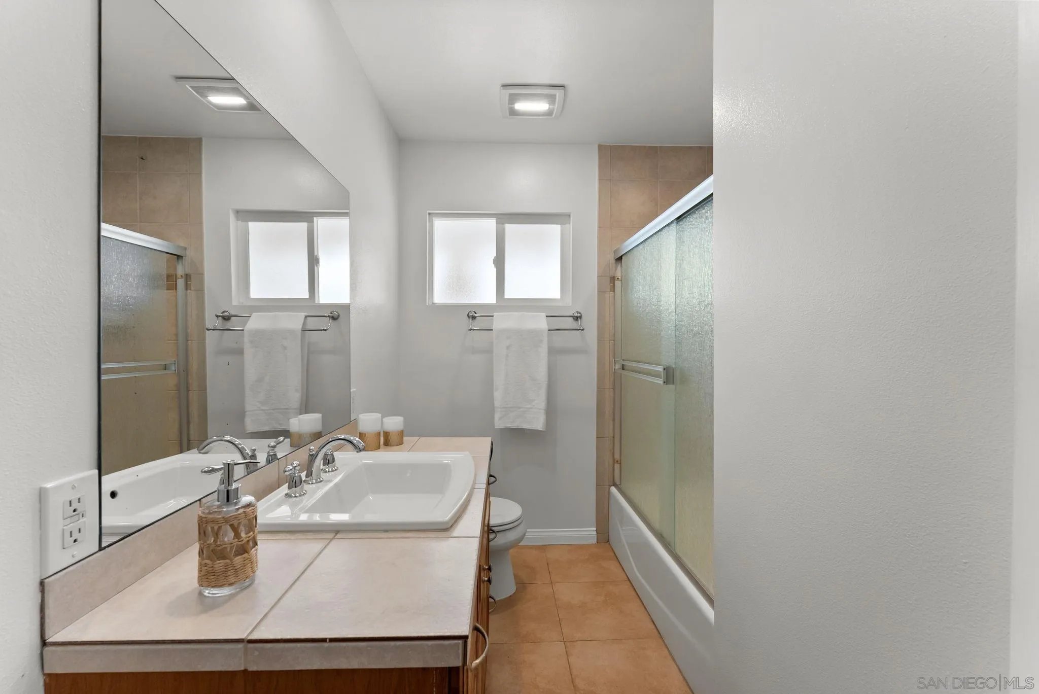 https://cdn.realtyfeed.com/cdn/127/260019799/7b7ae3597451a88ef94a1b358acc5b0b.webp