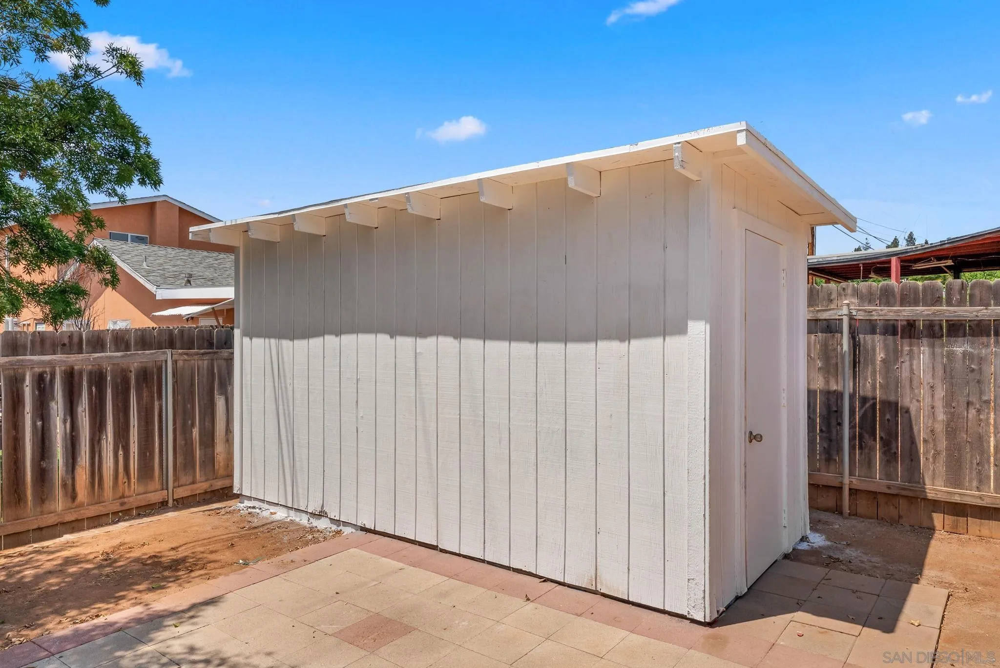 https://cdn.realtyfeed.com/cdn/127/260019799/abcb25f271fcfeb34a1532b064000dc7.webp