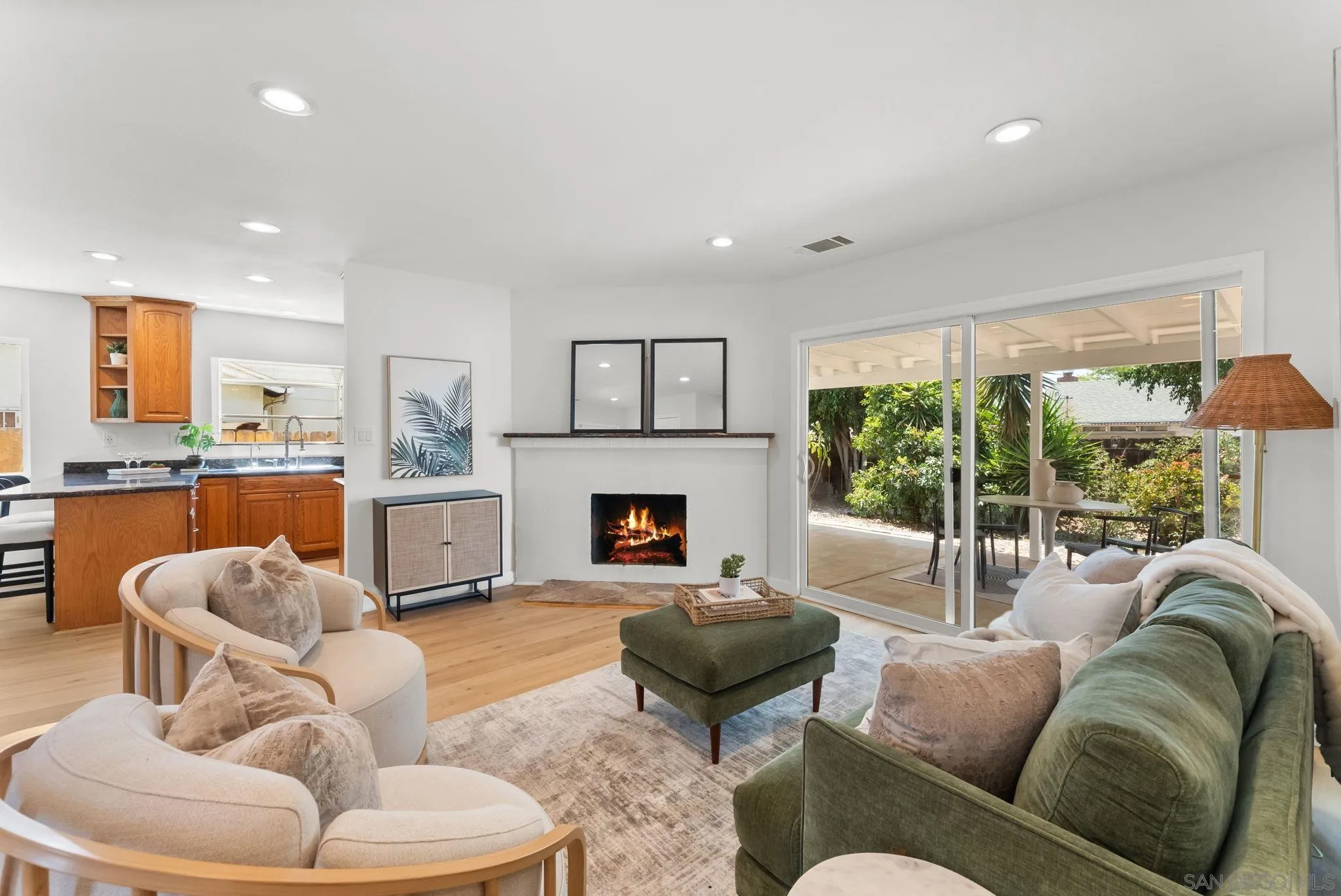 https://cdn.realtyfeed.com/cdn/127/260019799/d325ef7f65d2ed1e25336f03fcf20dc0.webp