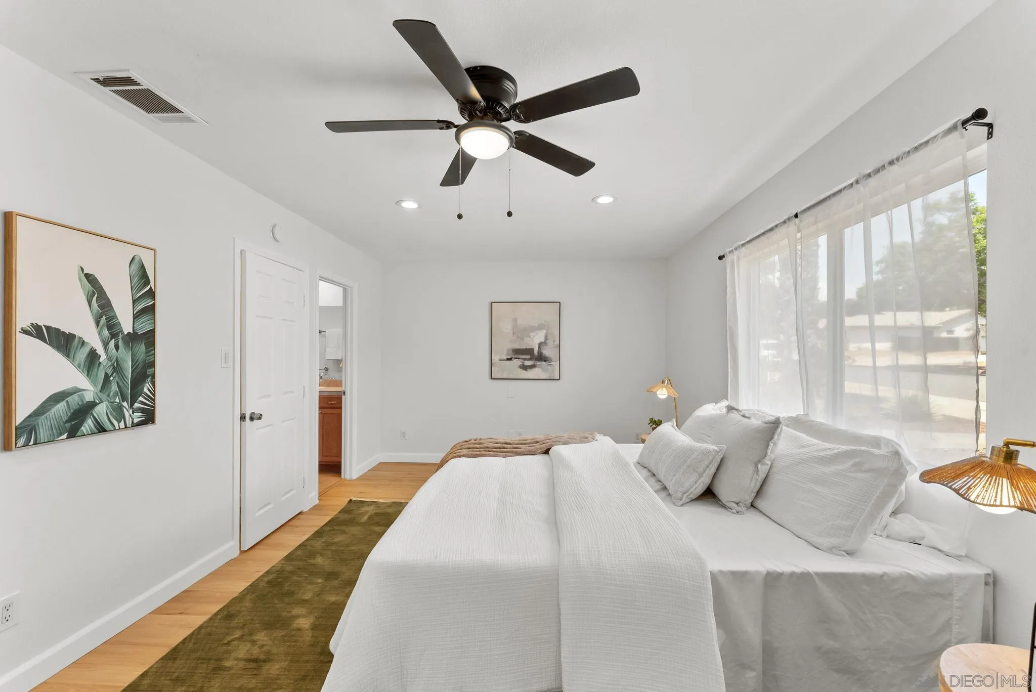 https://cdn.realtyfeed.com/cdn/127/260019799/df57d75da94c02660ac4971e2855e178.webp