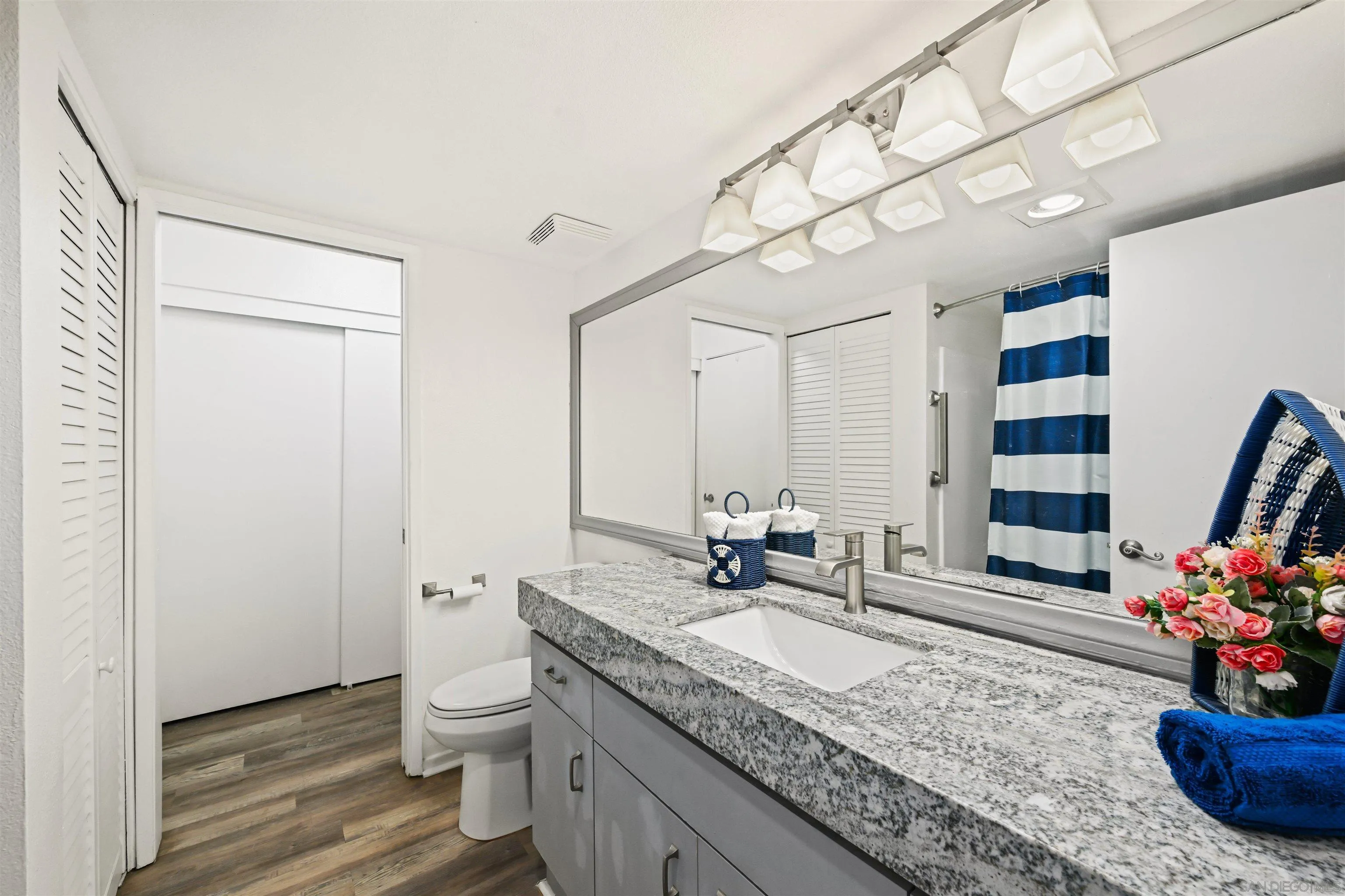 Photo #15: 260019800 Listing: Photo #15