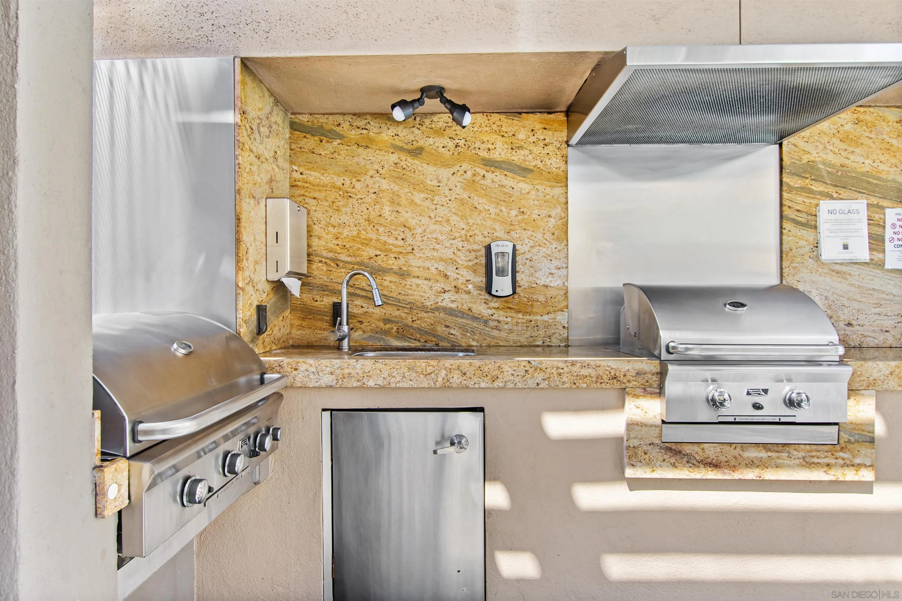 Photo #33: 260019800 Listing: Photo #33