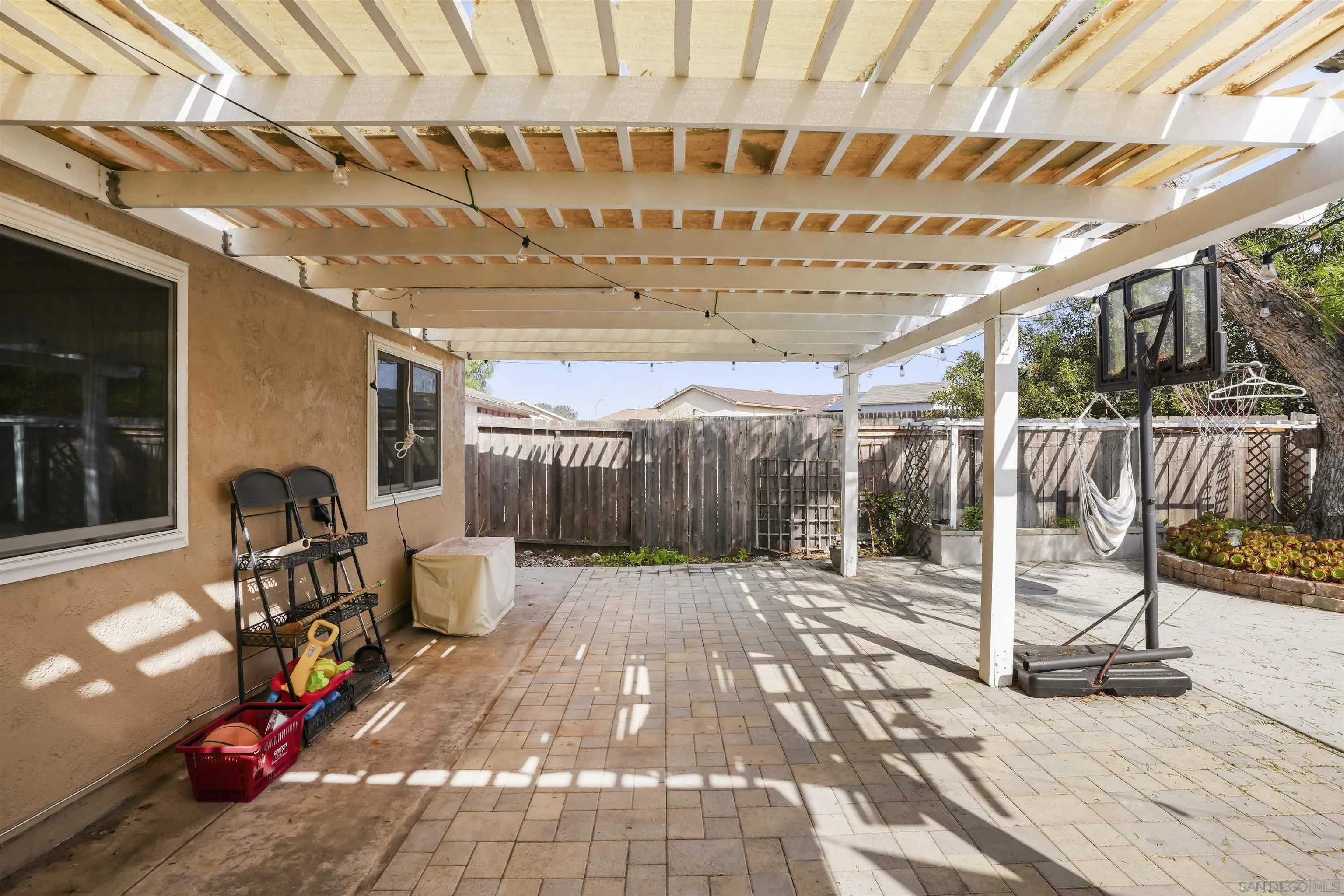 https://cdn.realtyfeed.com/cdn/127/260019802/59e14405f7f7109d972031d5886a7b2f.webp
