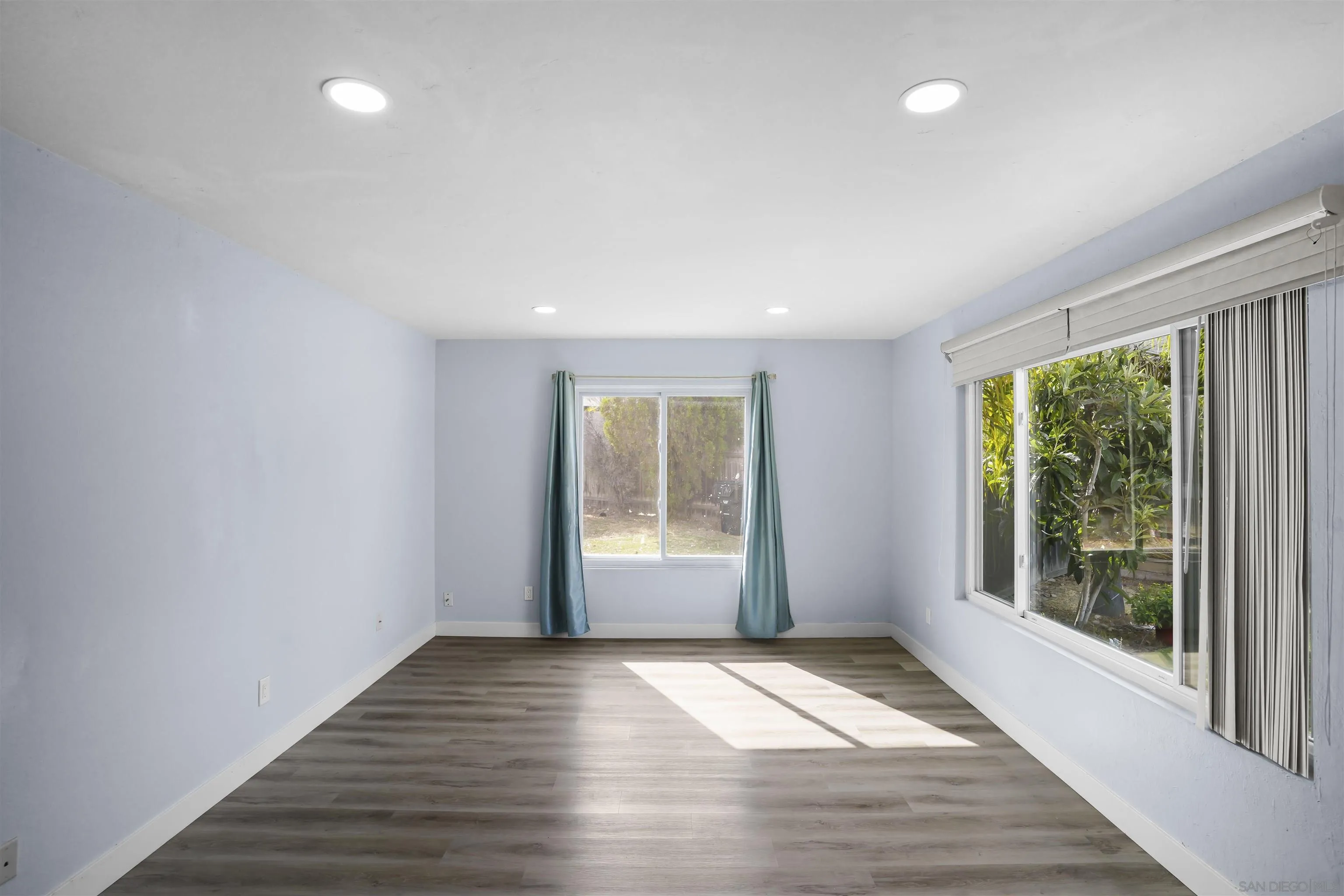https://cdn.realtyfeed.com/cdn/127/260019802/980d37a1303dd36b77a7d4783bf70b70.webp