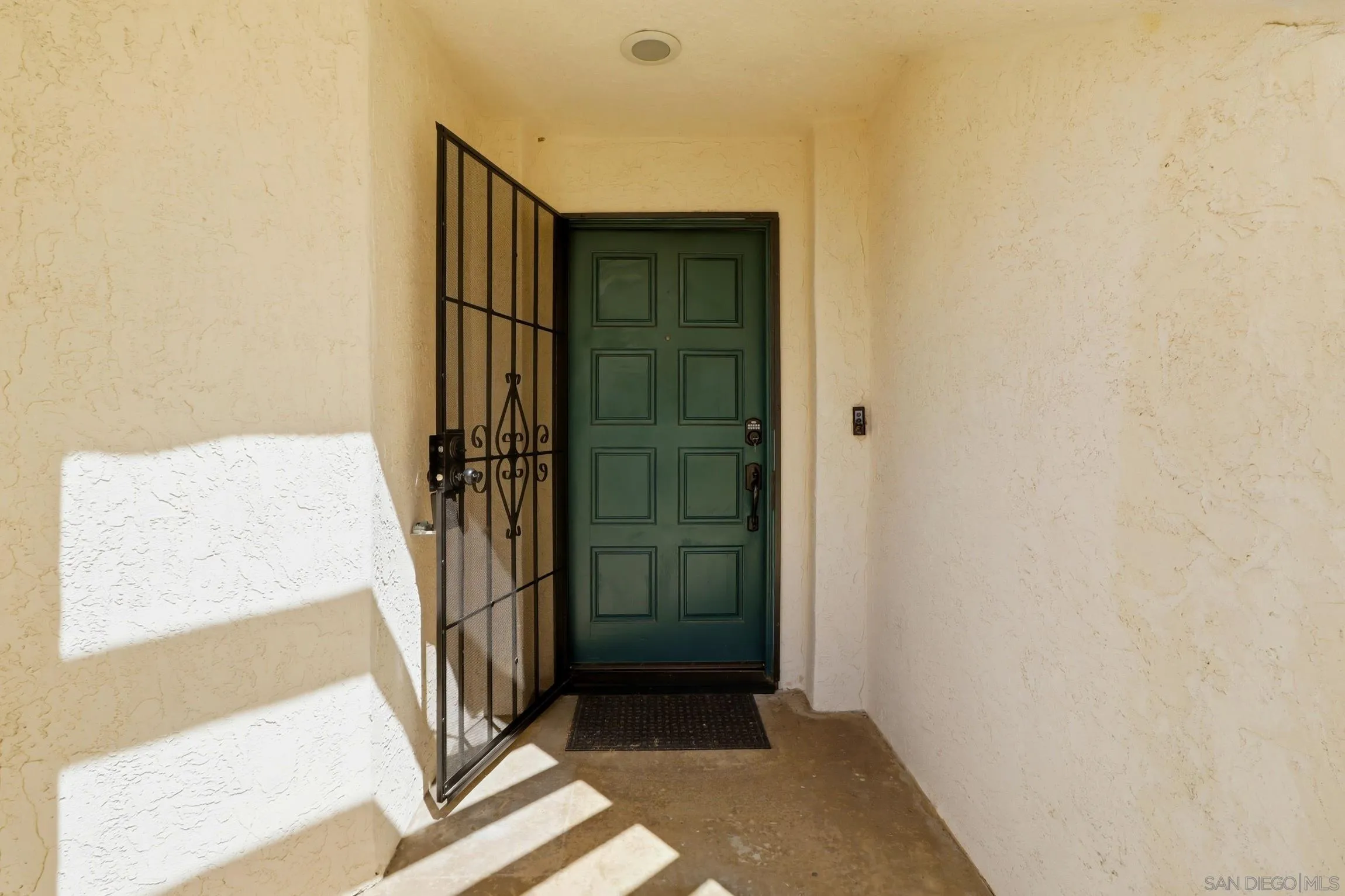 https://cdn.realtyfeed.com/cdn/127/260019803/30a7a61ad099624ae4eda7856a5bd5ba.webp
