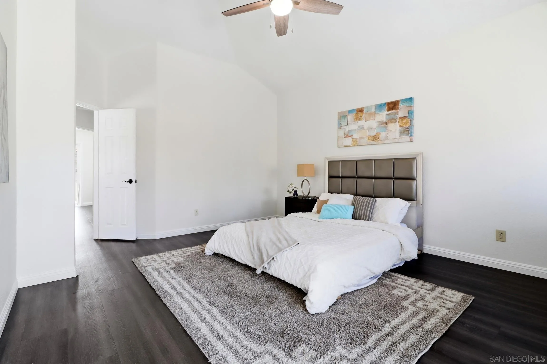 https://cdn.realtyfeed.com/cdn/127/260019803/58edc314e48fd33006dfe744093a06fe.webp