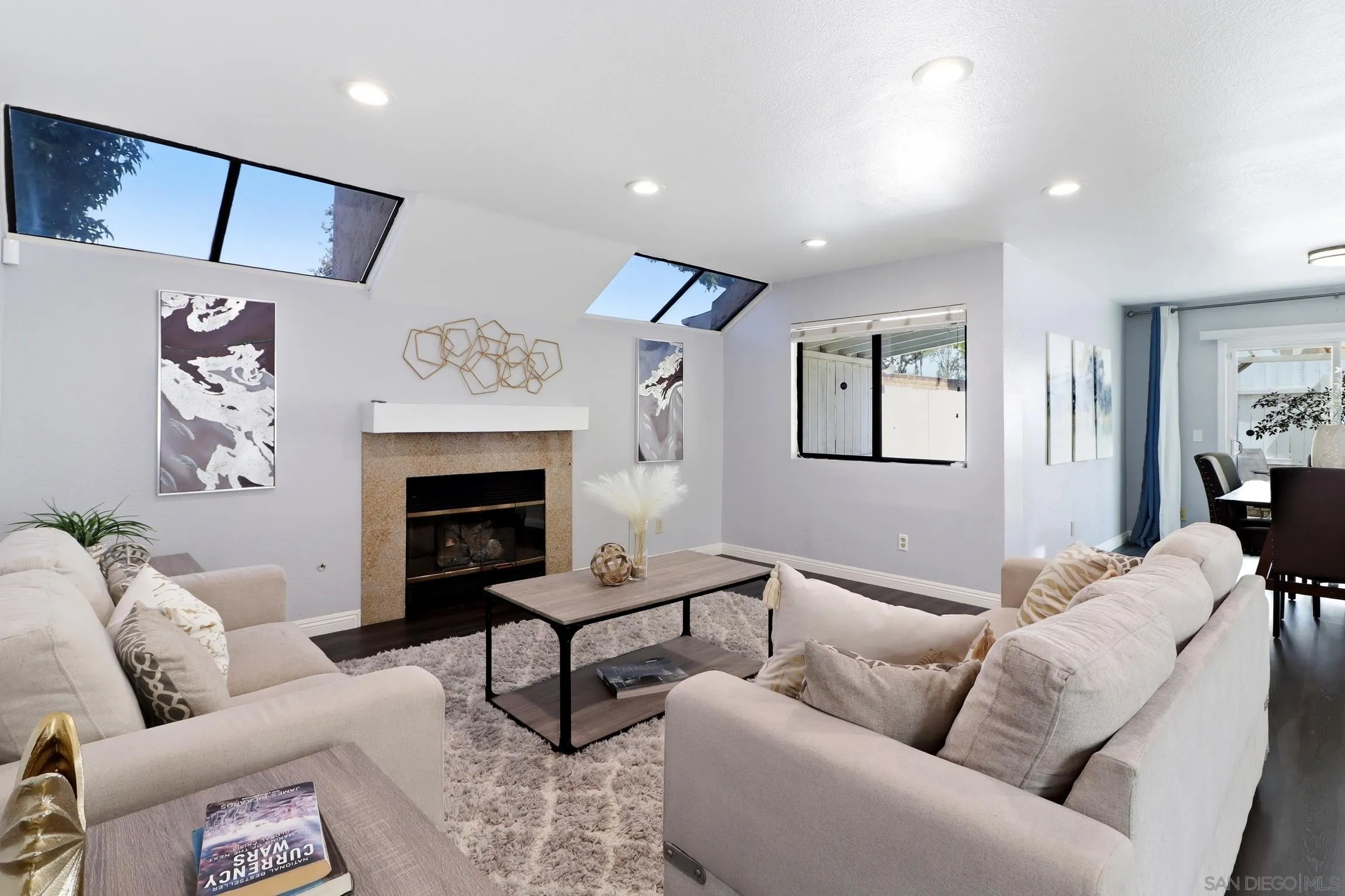 https://cdn.realtyfeed.com/cdn/127/260019803/9766f21e7d8fac9da008fab354a8722f.webp