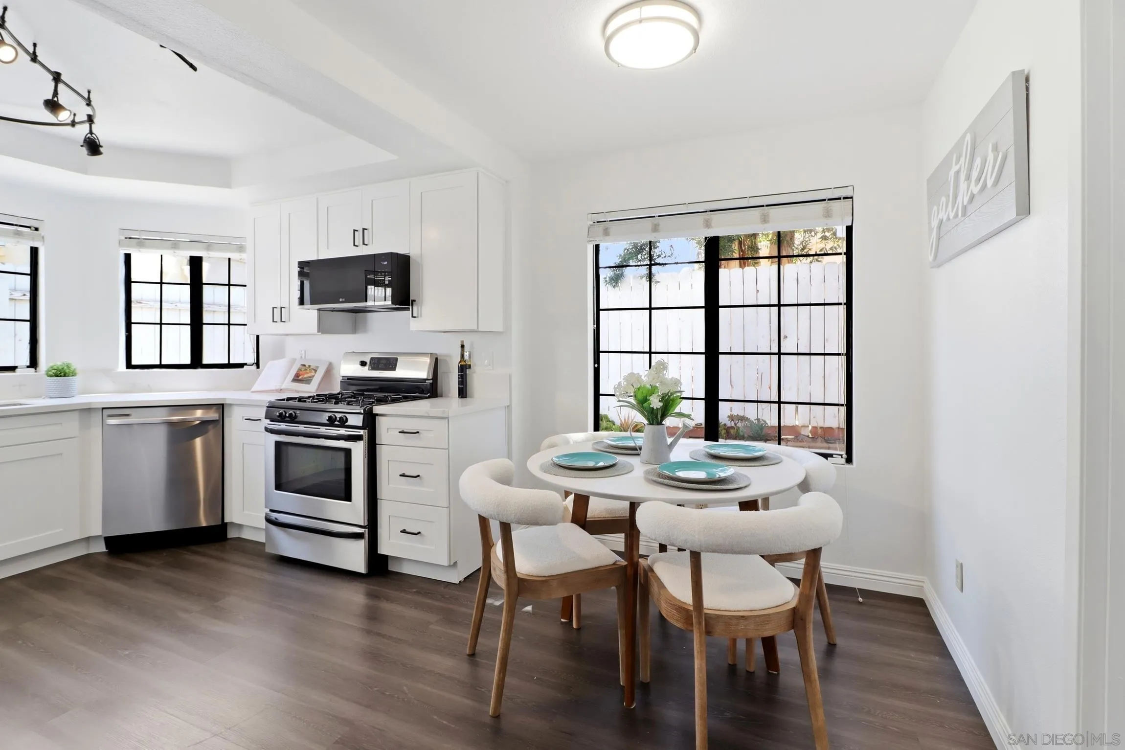 https://cdn.realtyfeed.com/cdn/127/260019803/9d58593564505a57c5258a3b30bde6fc.webp