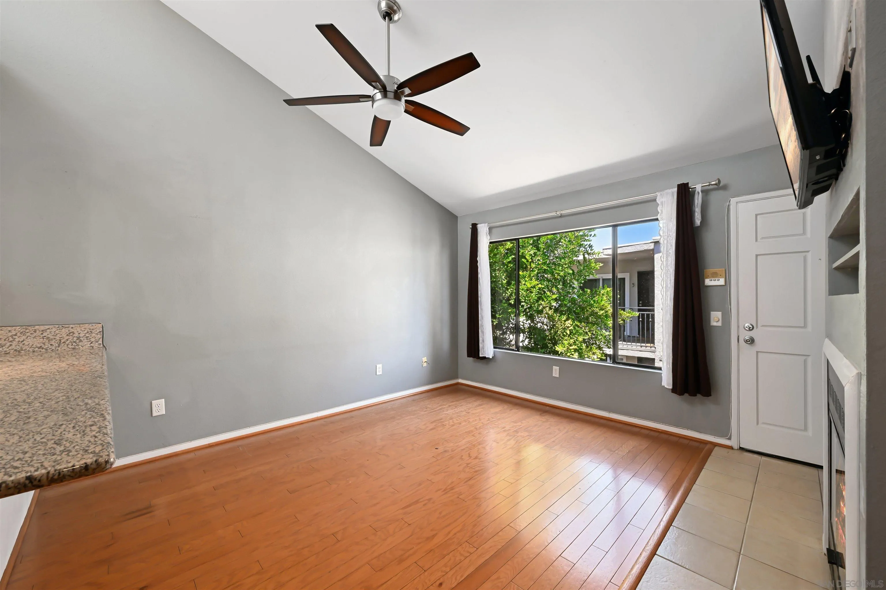 Photo #7: 260019804 Listing: Photo #7
