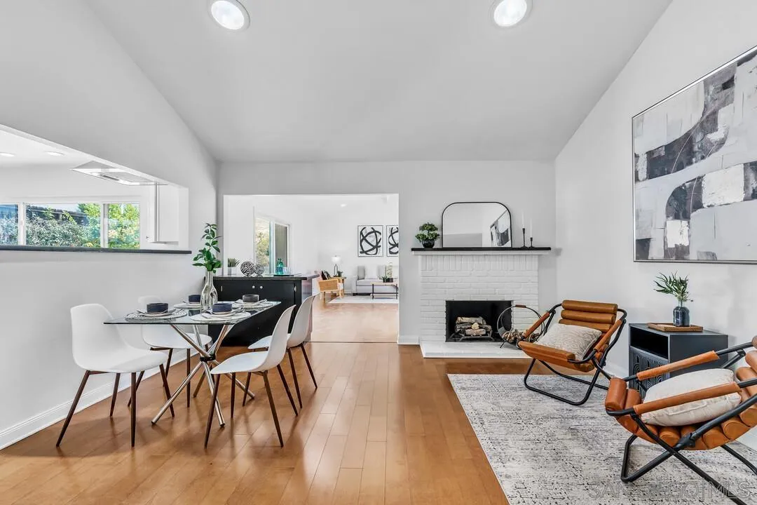 https://cdn.realtyfeed.com/cdn/127/260019807/07088c4827a55cc741cb9c34c23bb9cd.webp