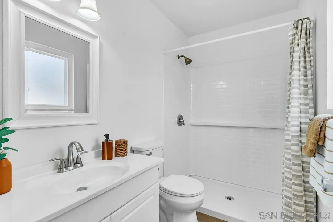 https://cdn.realtyfeed.com/cdn/127/260019807/09a7c34e9610b2dd7eddcc25fda06873.webp