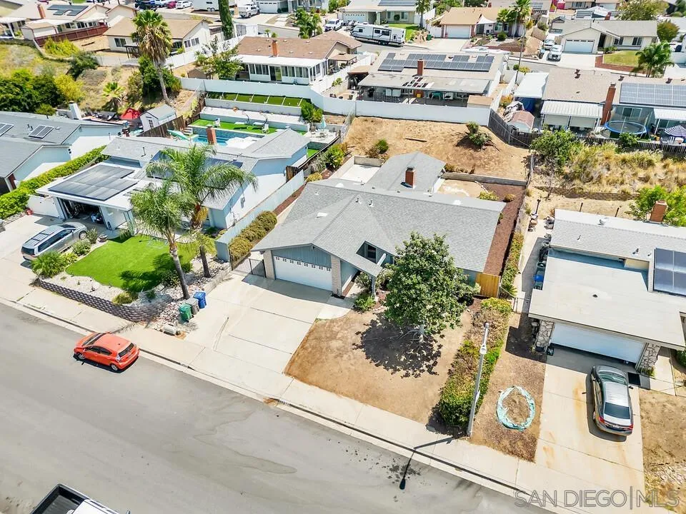 https://cdn.realtyfeed.com/cdn/127/260019807/7a3ef0cb5a8407b61e66dd258962d25e.webp