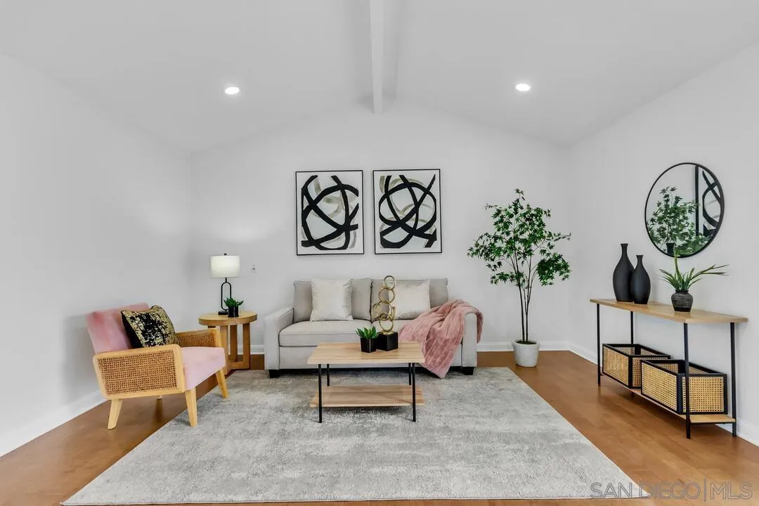 https://cdn.realtyfeed.com/cdn/127/260019807/7fc64c212288c5afb440d47c4d4206f8.webp