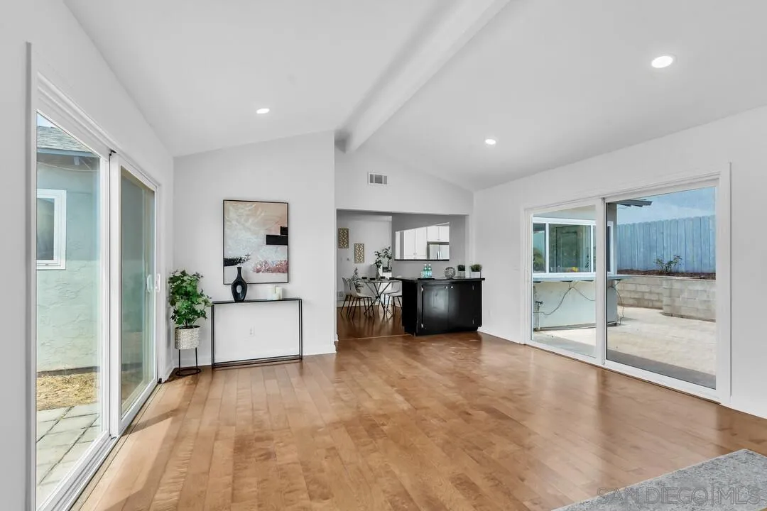 https://cdn.realtyfeed.com/cdn/127/260019807/b42d4e8cf6b58d8c48174b61b0e105b8.webp