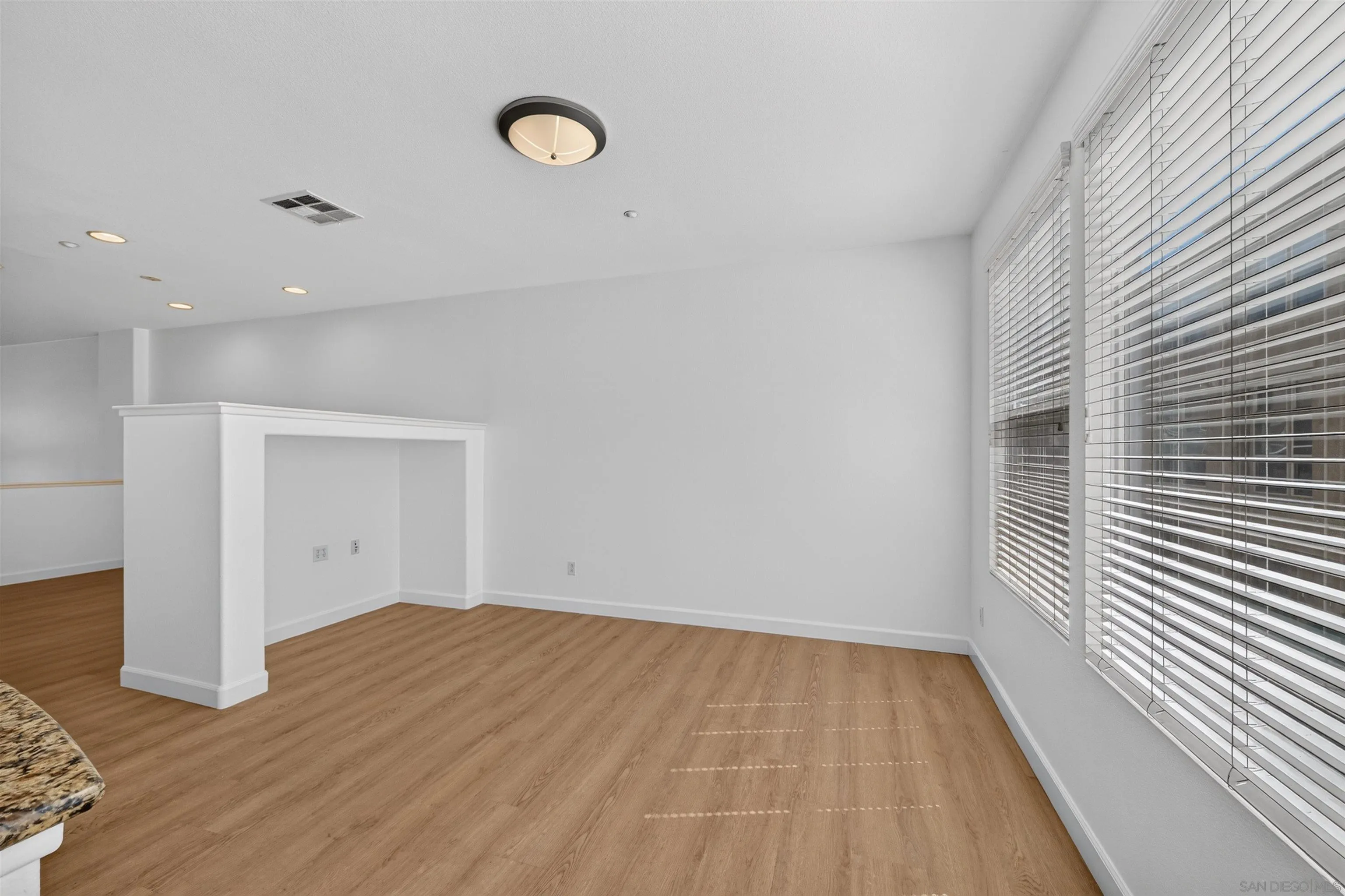 Photo #19: 260019812 Listing: Photo #19