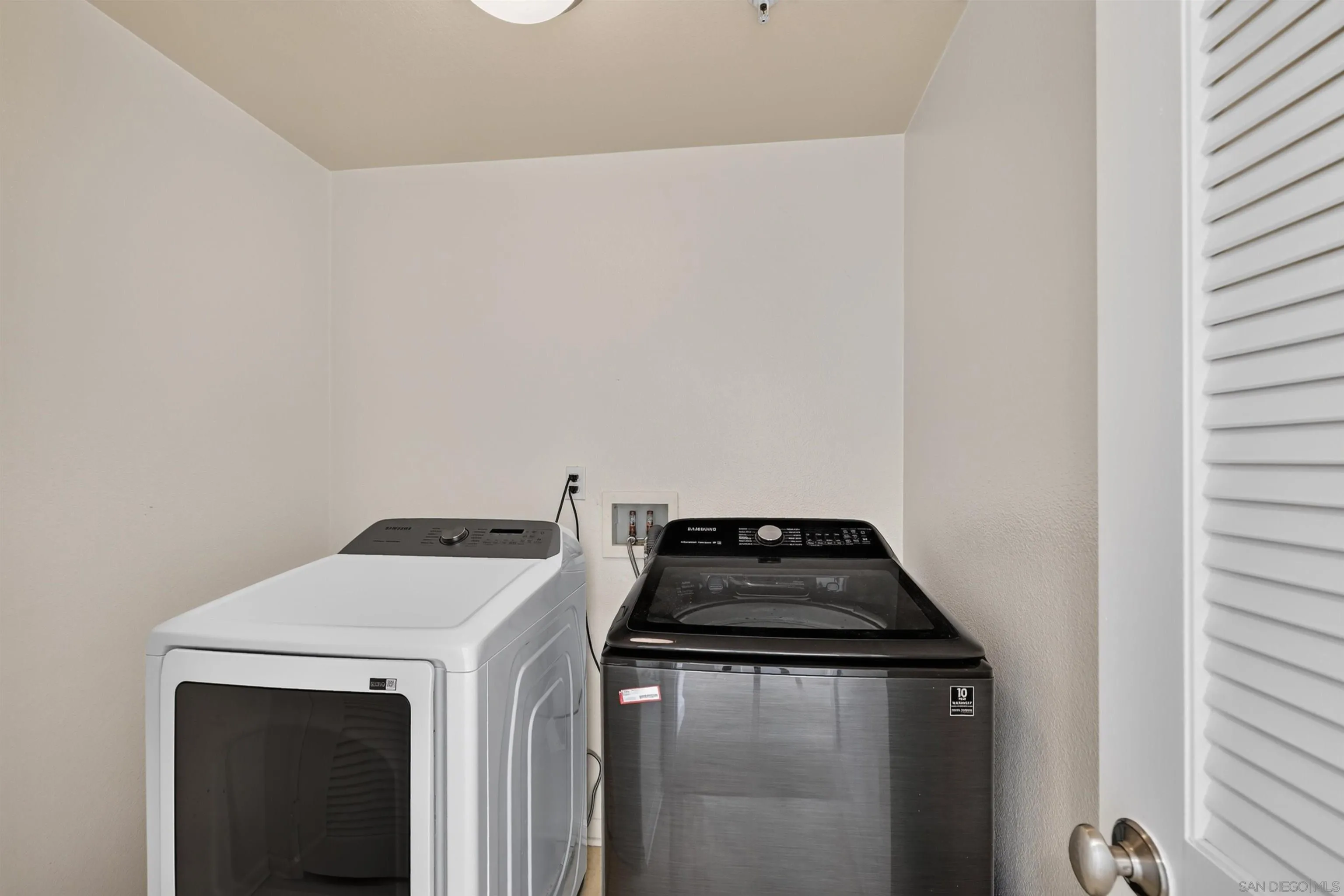 Photo #20: 260019812 Listing: Photo #20