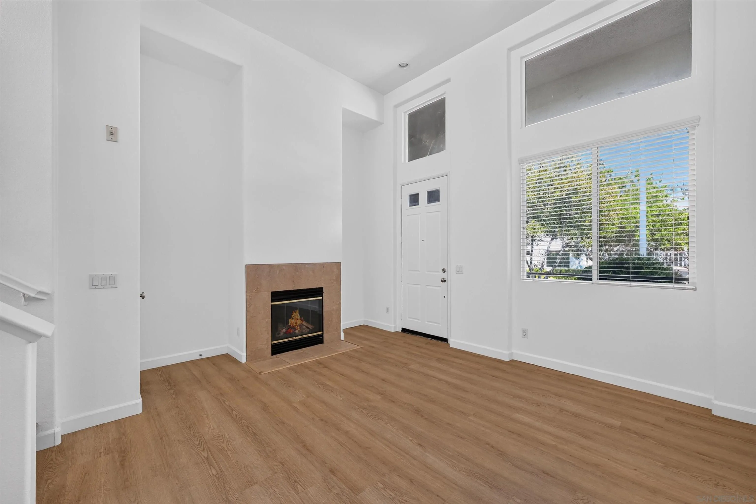 Photo #3: 260019812 Listing: Photo #3