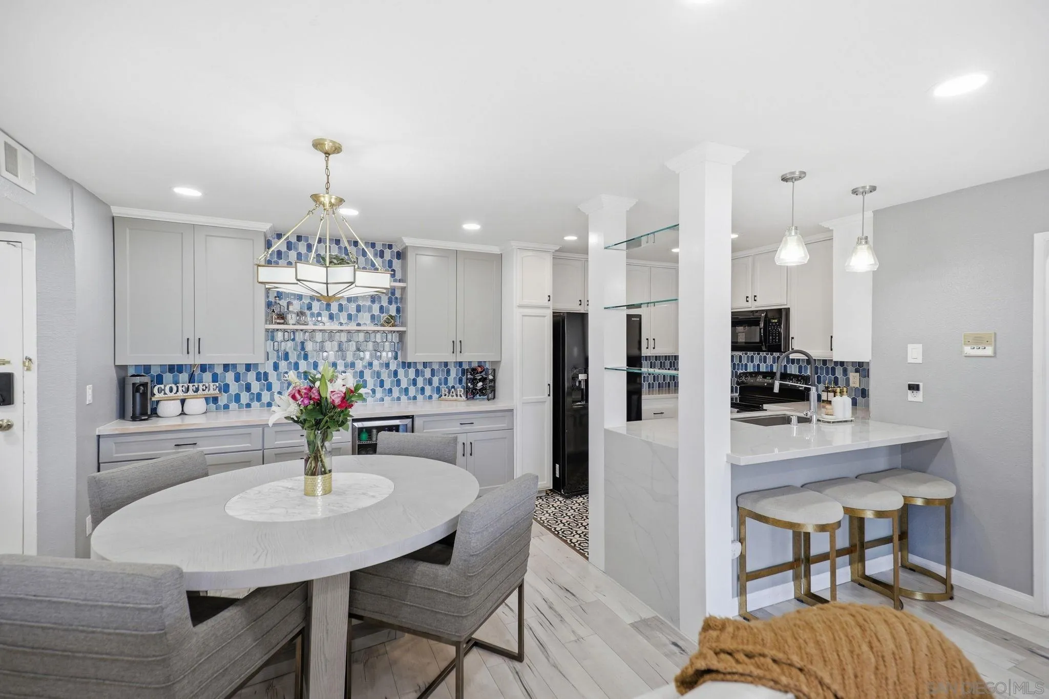 Photo #9: 260019818 Listing: Photo #9