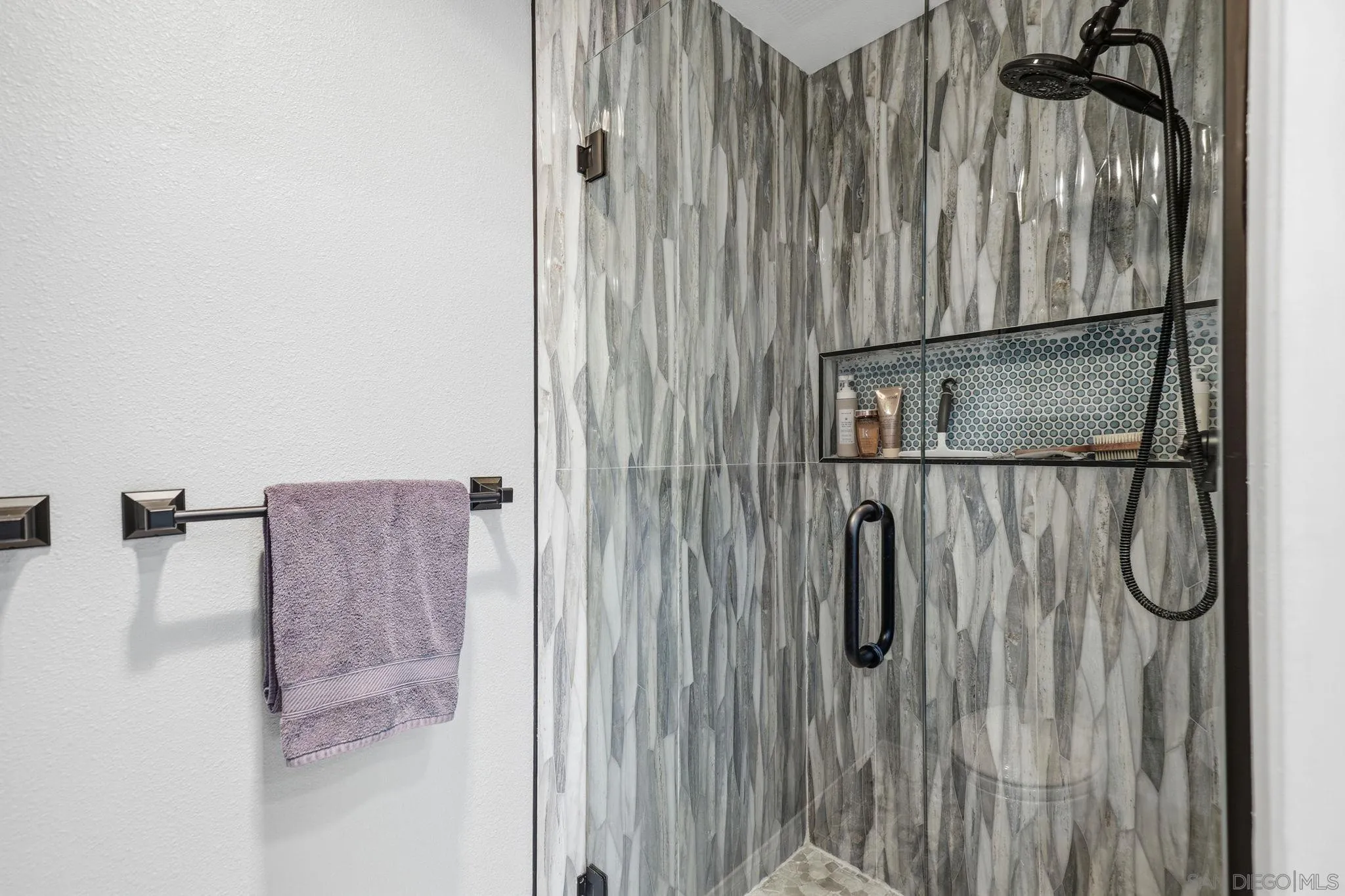 Photo #20: 260019818 Listing: Photo #20