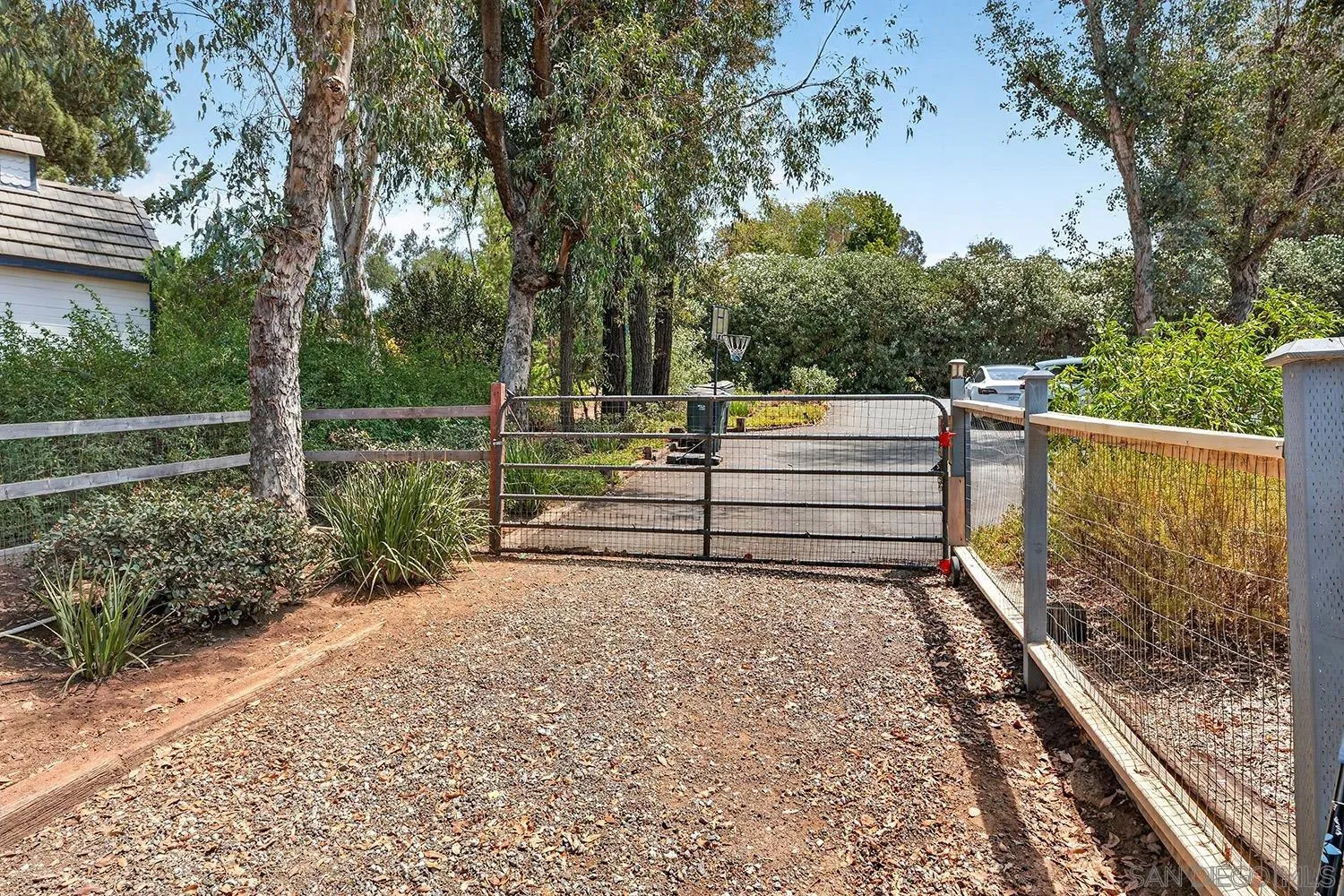 https://cdn.realtyfeed.com/cdn/127/260019819/22fae2b484478ad0da2ba33ab55ee27e.webp