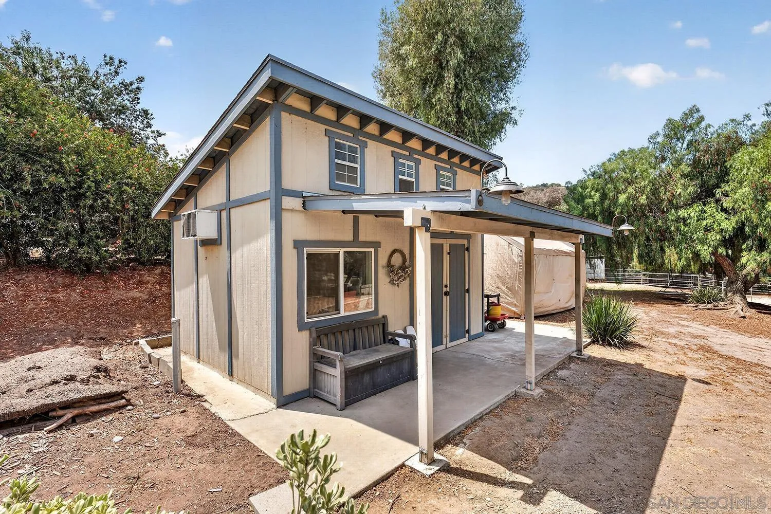 https://cdn.realtyfeed.com/cdn/127/260019819/5df1cadba8b8bd028782e2a1ba44105b.webp