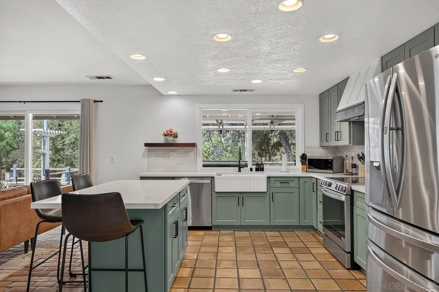 https://cdn.realtyfeed.com/cdn/127/260019819/dab4085d799e2f5336ee357b52f3c5ee.webp