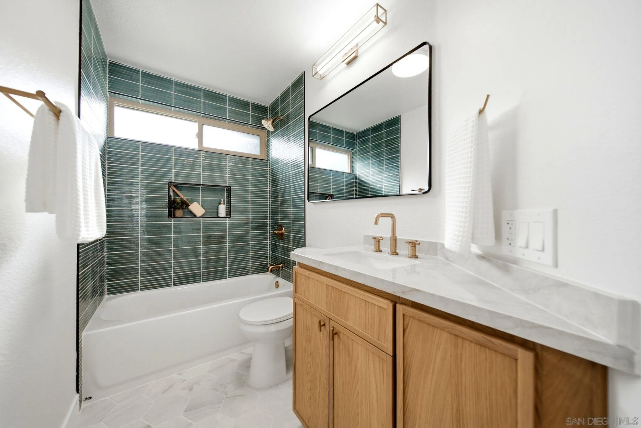 Photo #10: 260019823 Listing: Photo #10