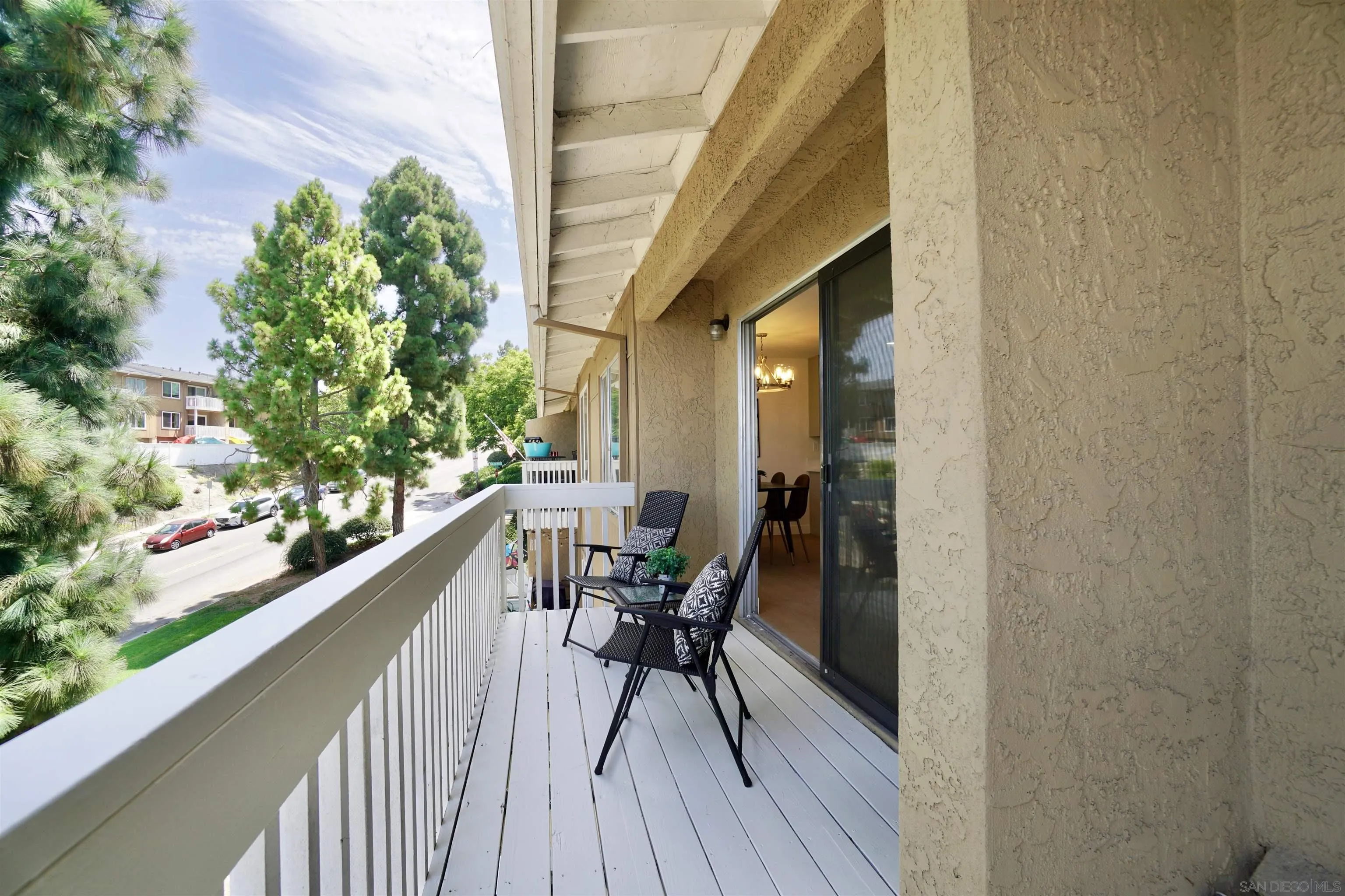 https://cdn.realtyfeed.com/cdn/127/260019824/010e93792bae1b5600f61219eb720d73.webp