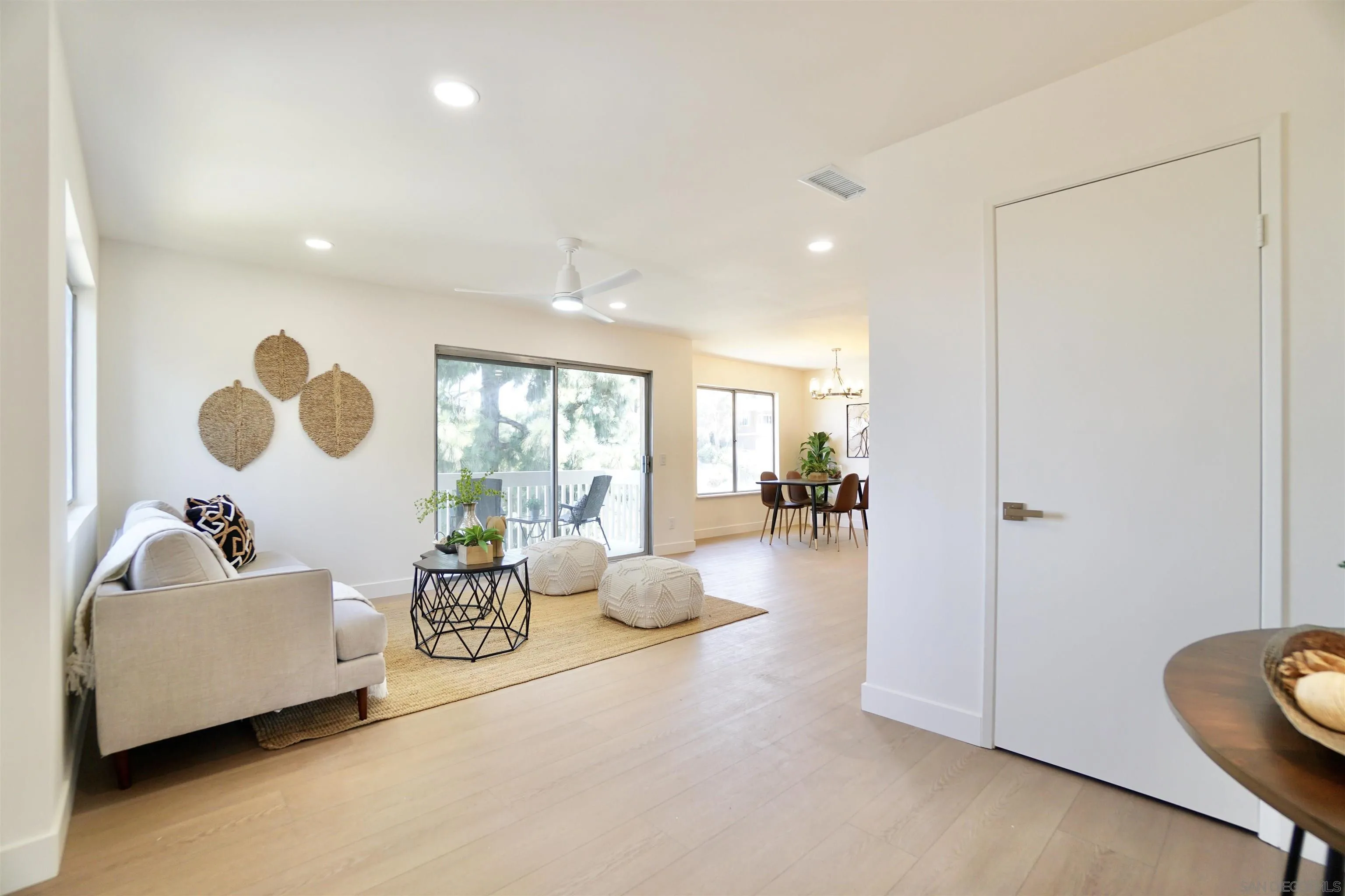 https://cdn.realtyfeed.com/cdn/127/260019824/070dee306b56630ef1f98c5589ef2780.webp