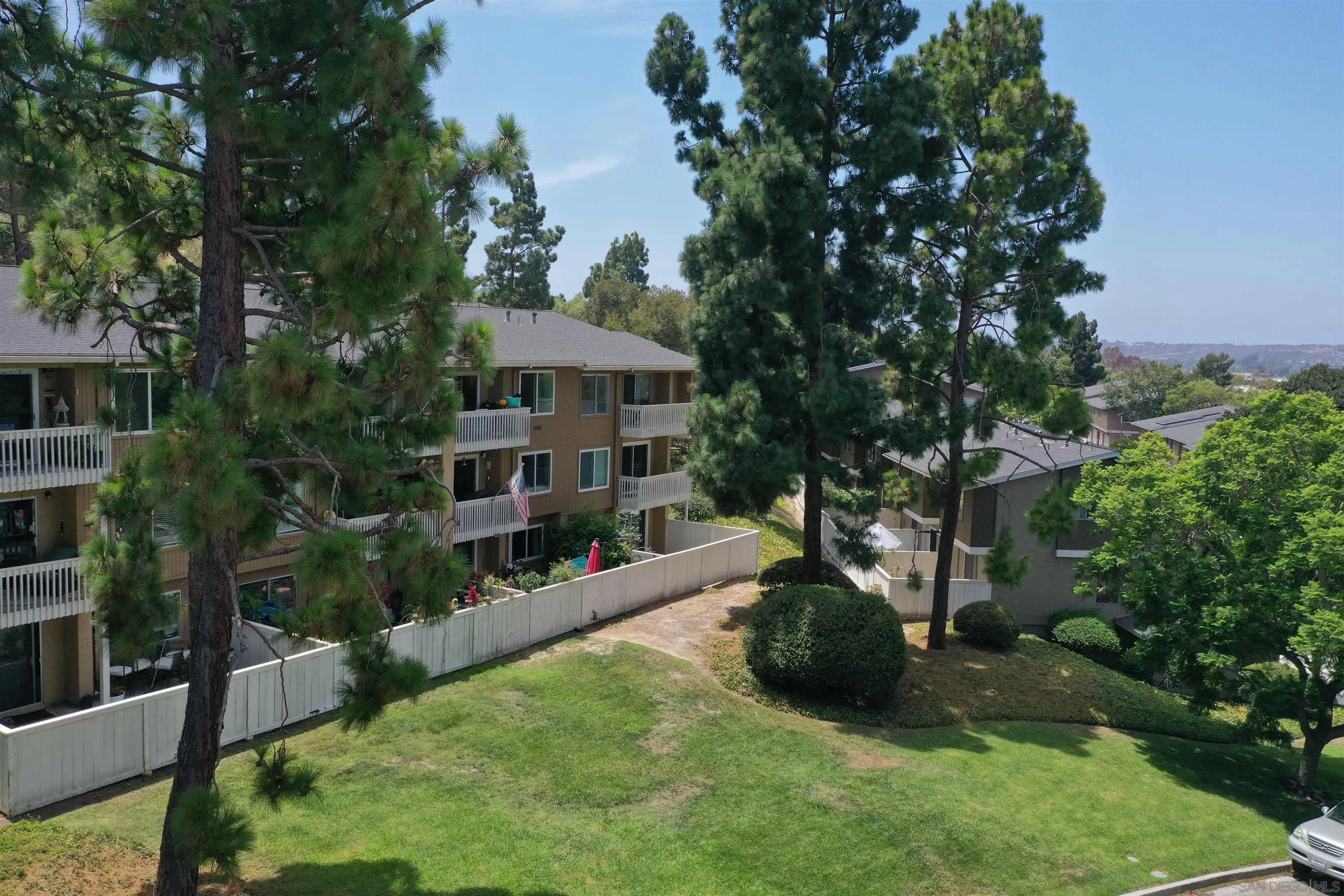 https://cdn.realtyfeed.com/cdn/127/260019824/47812f58d687840770e78549677c1c6b.webp