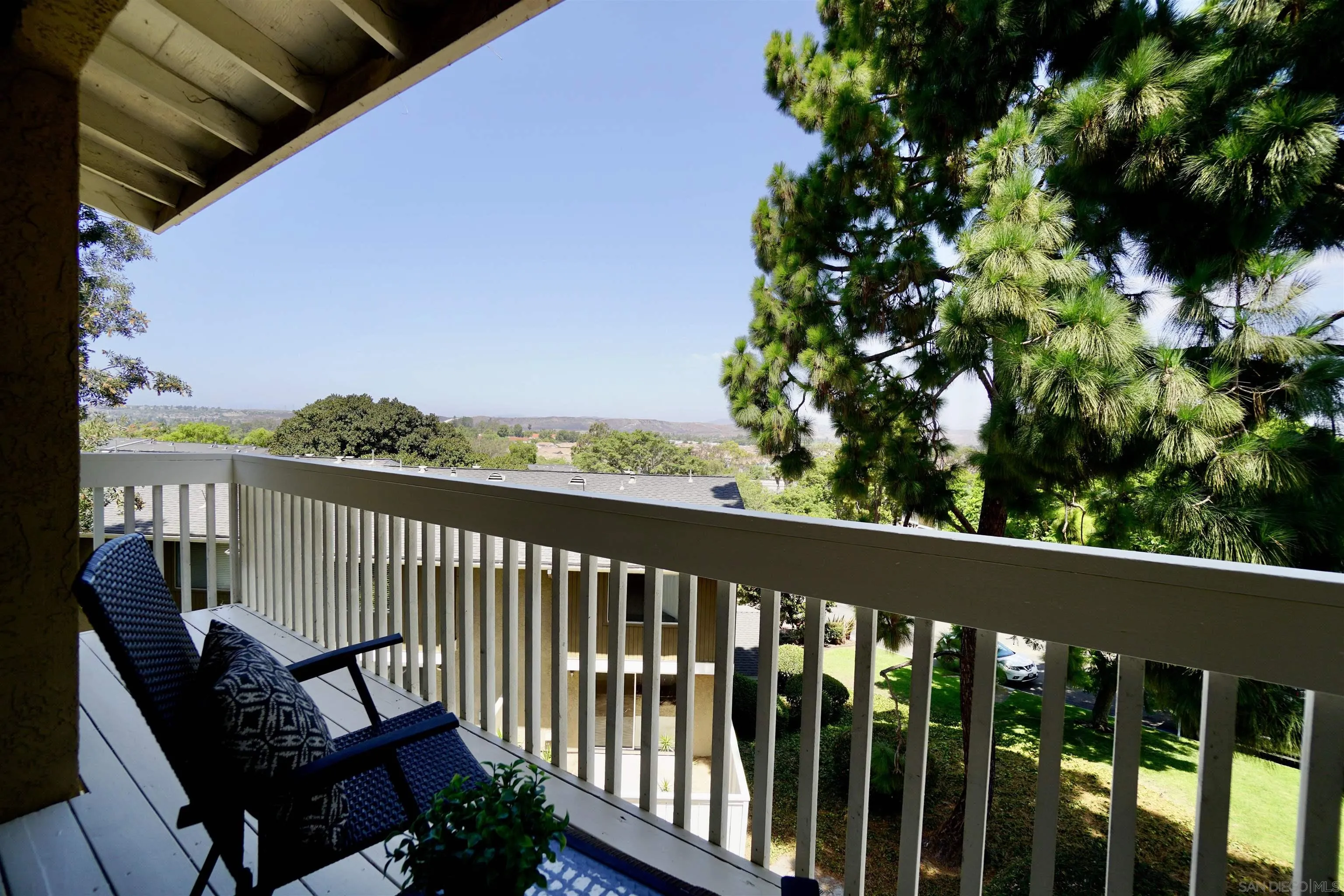 https://cdn.realtyfeed.com/cdn/127/260019824/4a1a58132dd917166eedcd33442a196b.webp