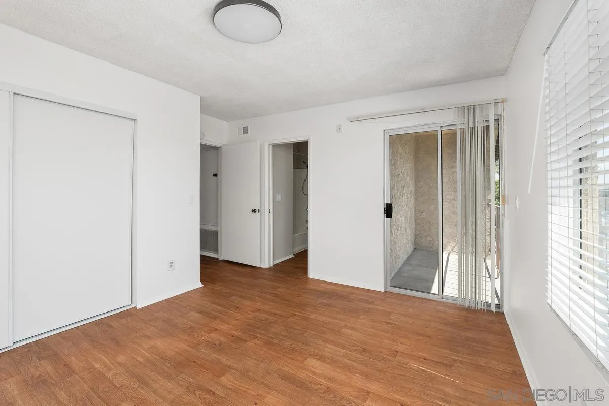 Photo #15: 260019825 Listing: Photo #15